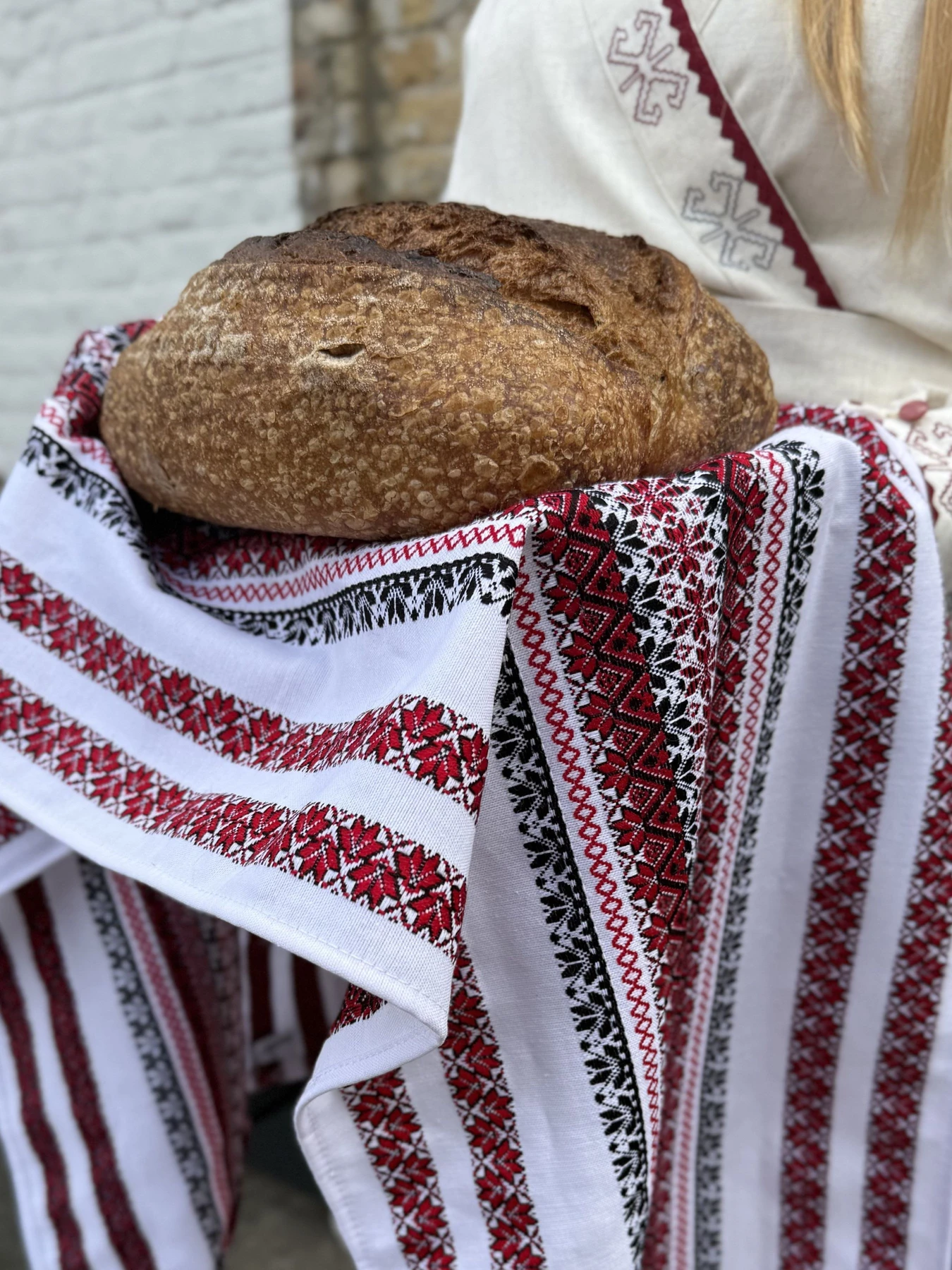 Ранер-рушник вишитий Етно на стіл в українському стилі з вишивкою Ecotton модель 25324 Фото