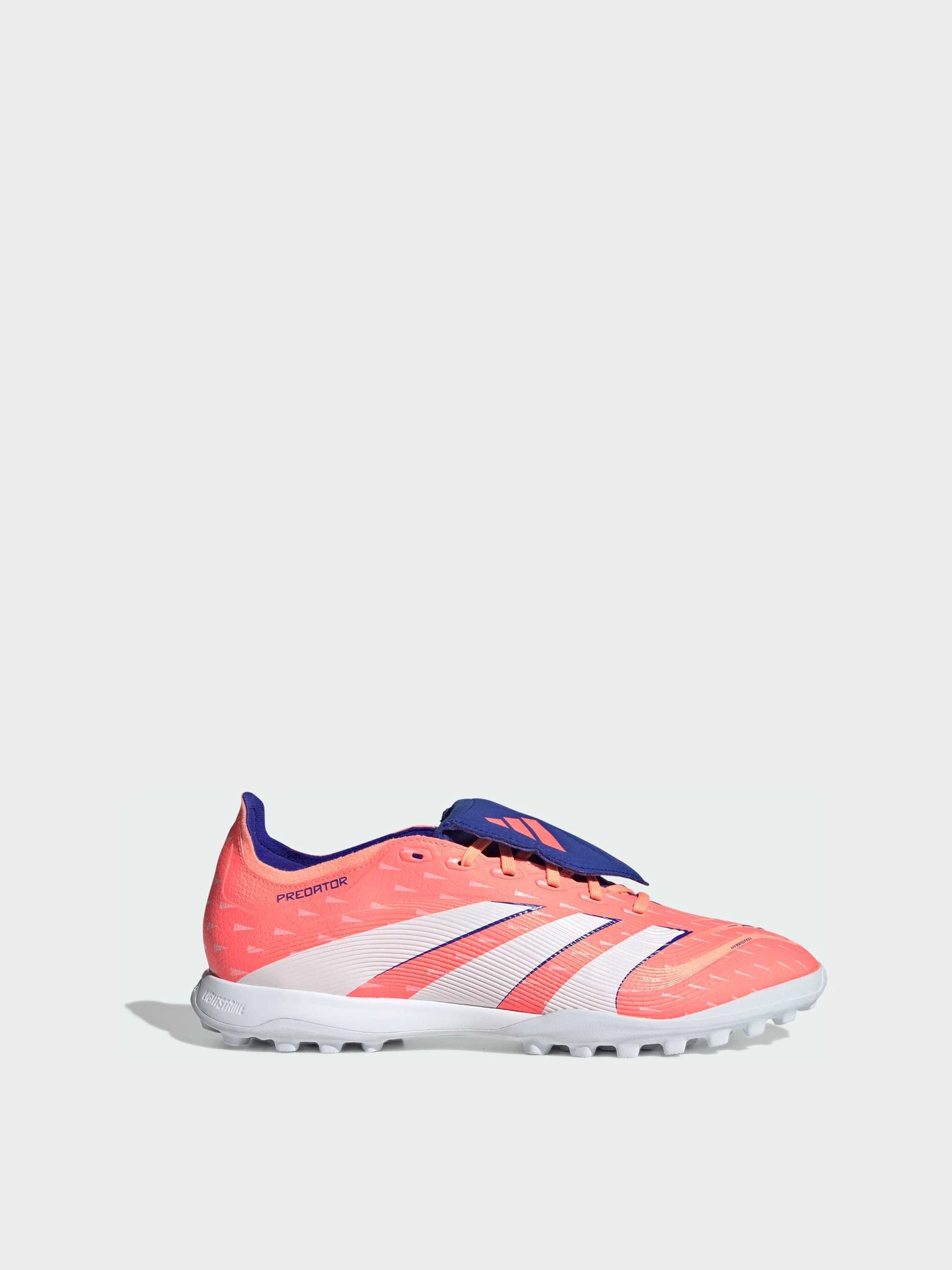 Кросівки Adidas Predator модель JQ1074 Фото