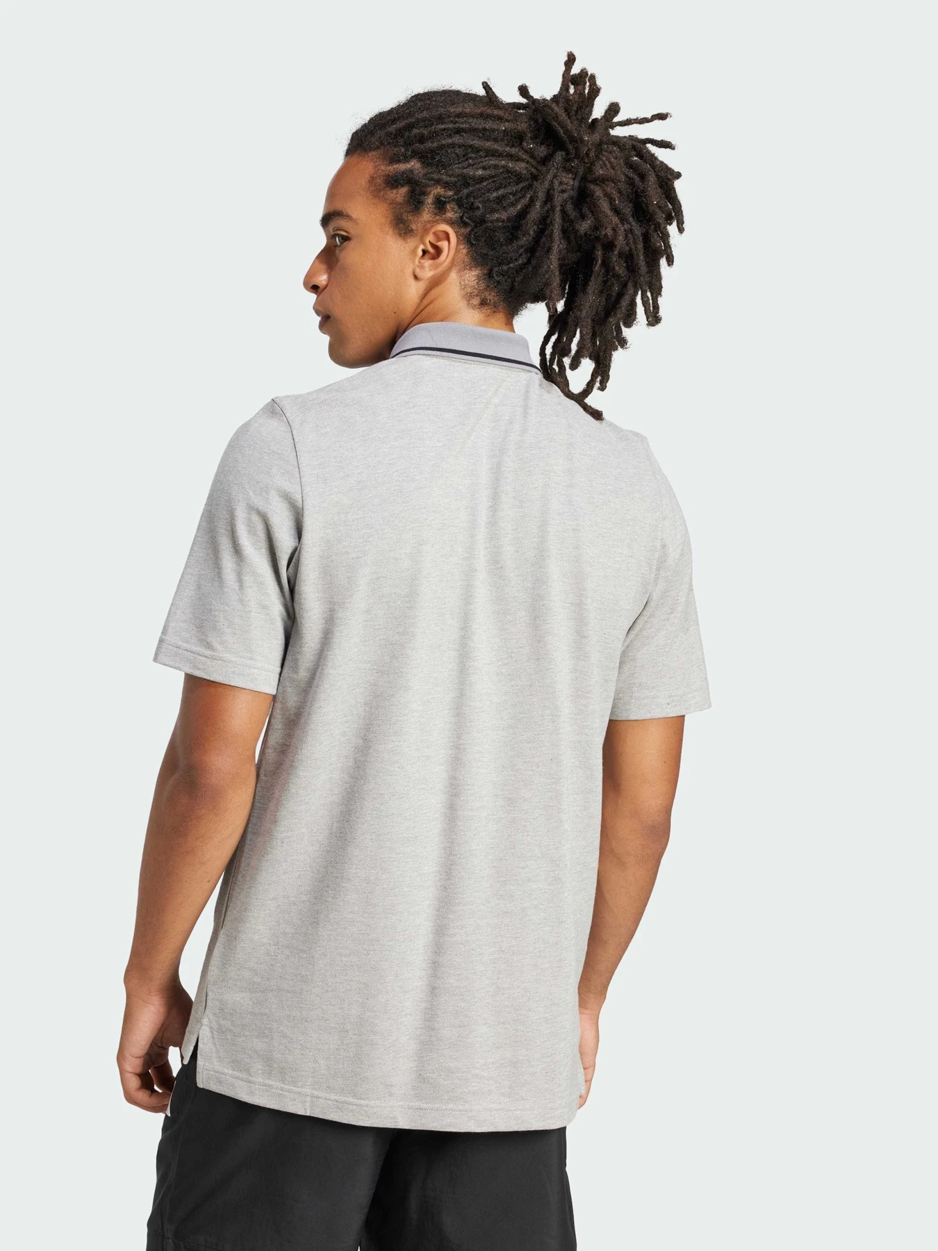 Футболки і поло Adidas модель JE9022 Футболки і поло Adidas модель JE9022 Фото