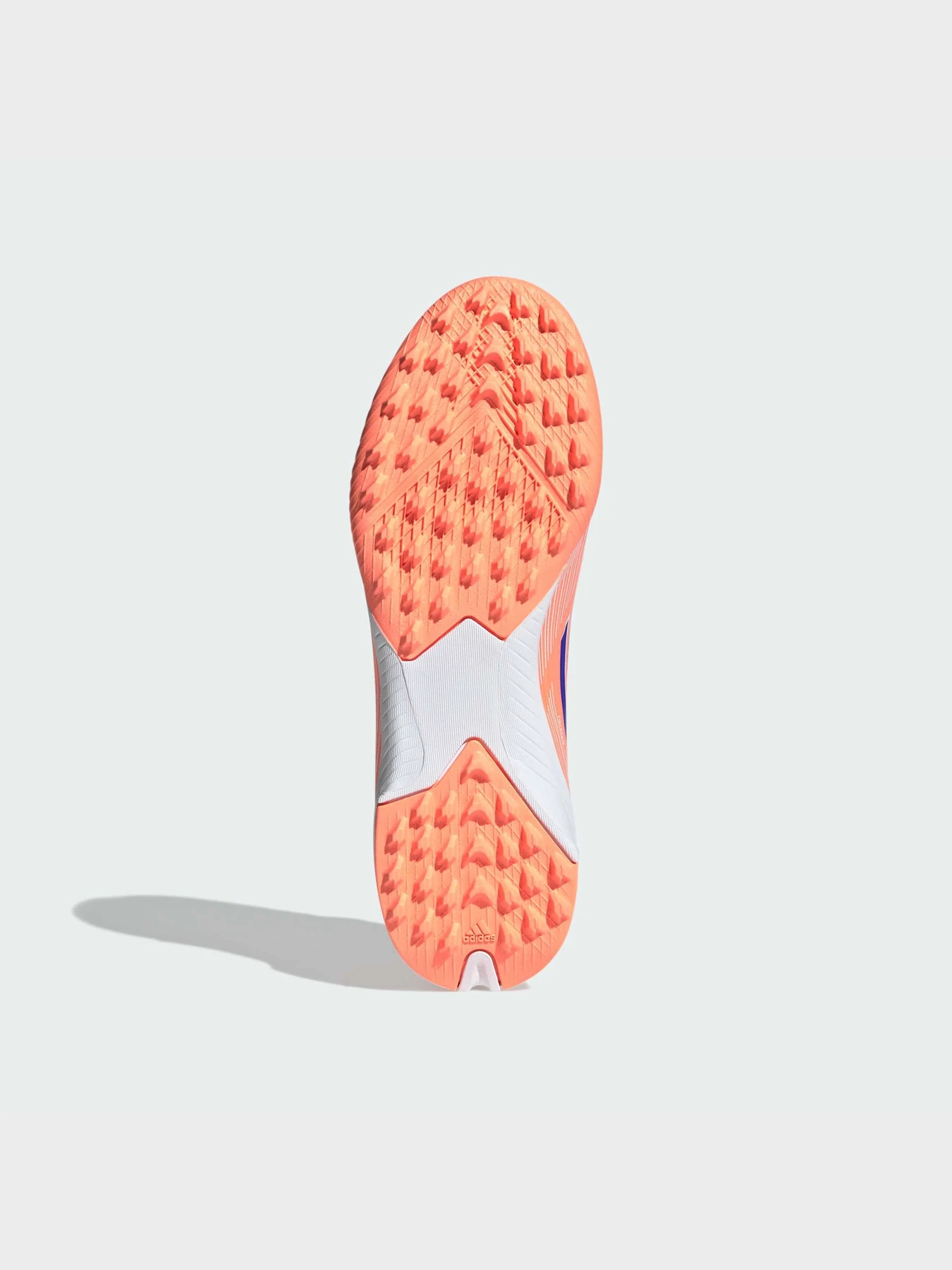 Кроссовки Adidas модель JI0001 Кроссовки Adidas модель JI0001 Фото