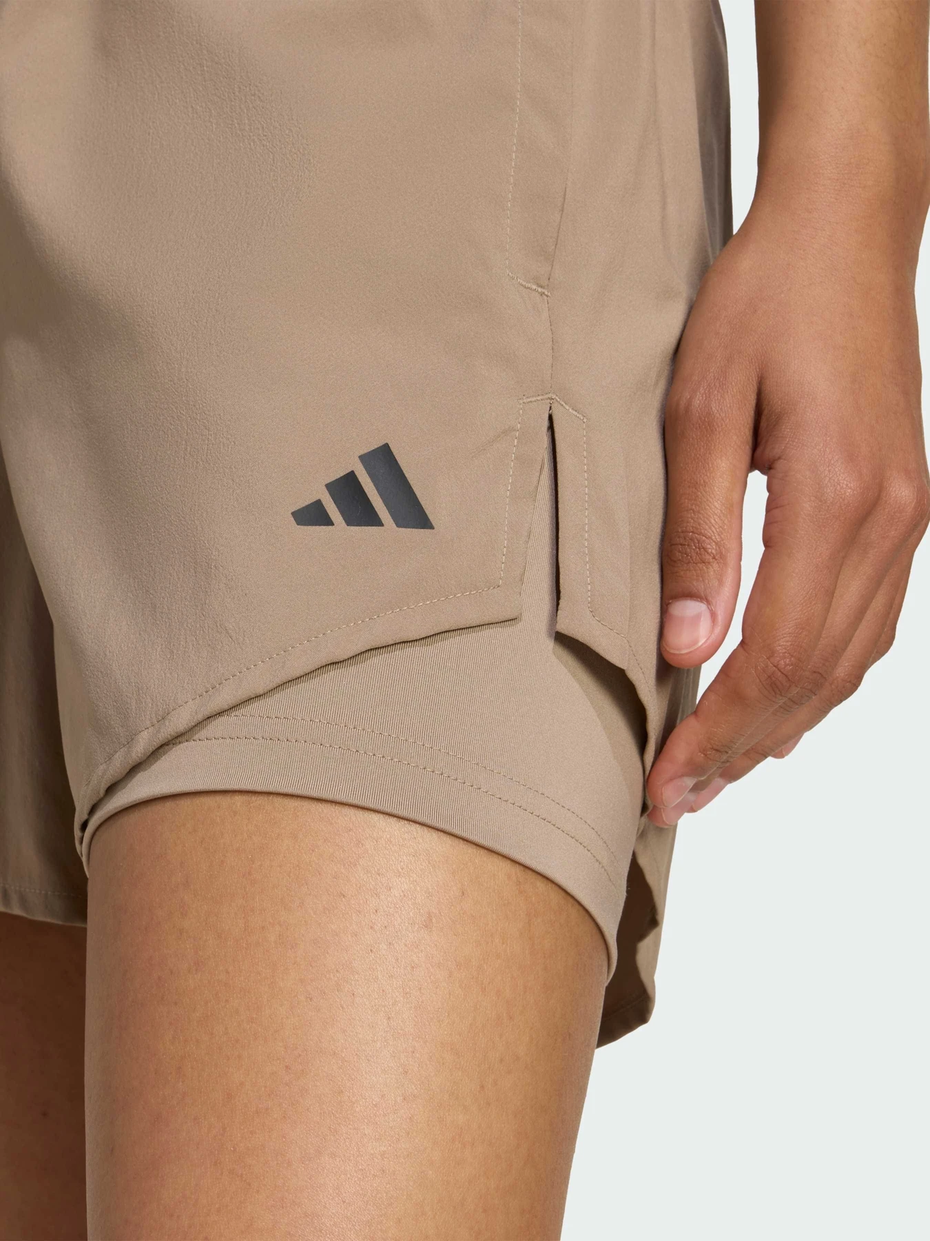 Шорты Adidas модель JY4596 Шорты Adidas модель JY4596 Фото