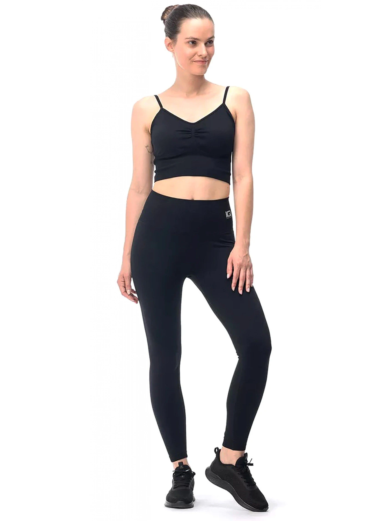 Футболки и поло IQ Ilaria модель ILARIA WMNS-BLACK Фото