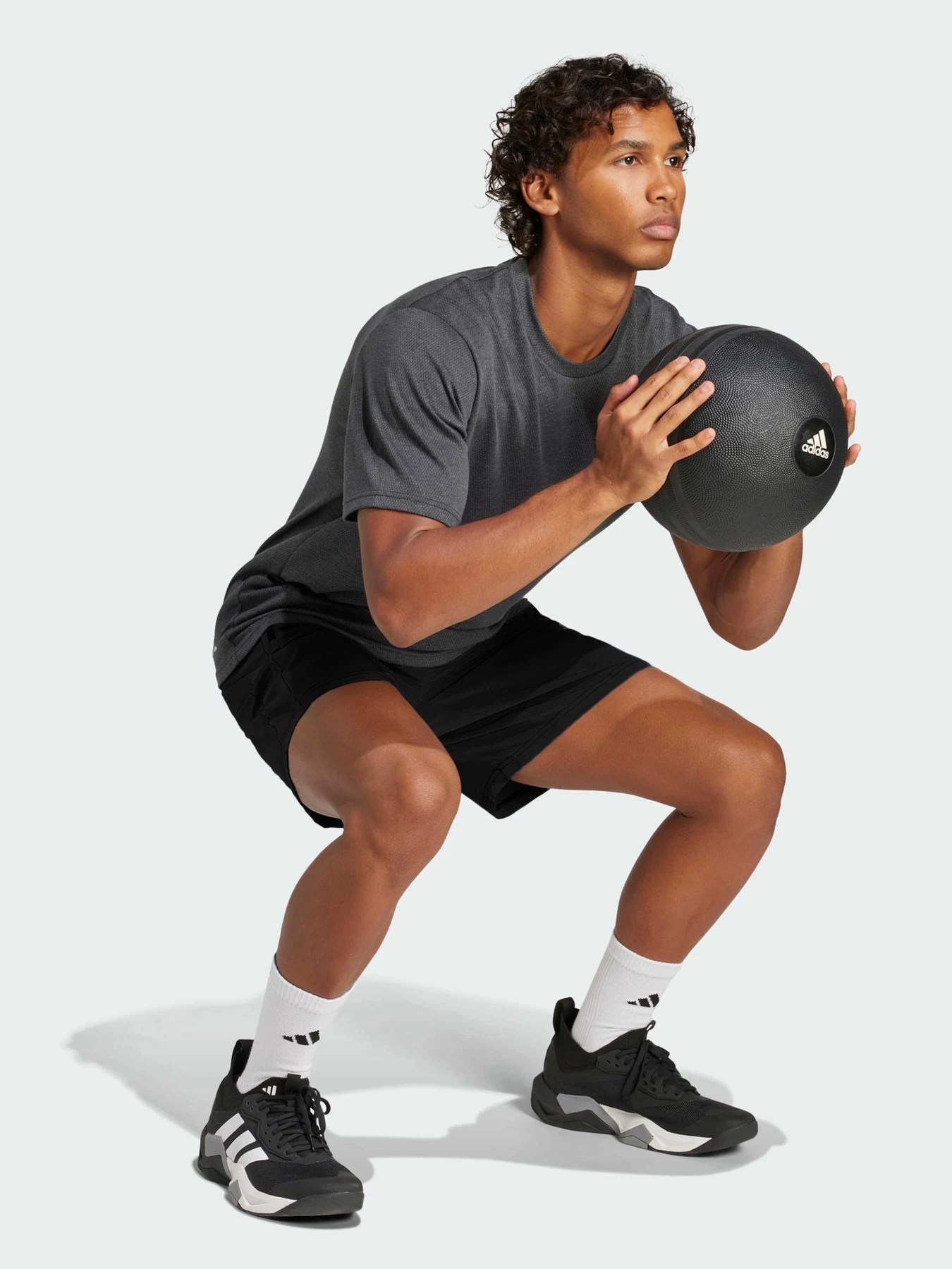 Шорты Adidas модель JM3655 Фото