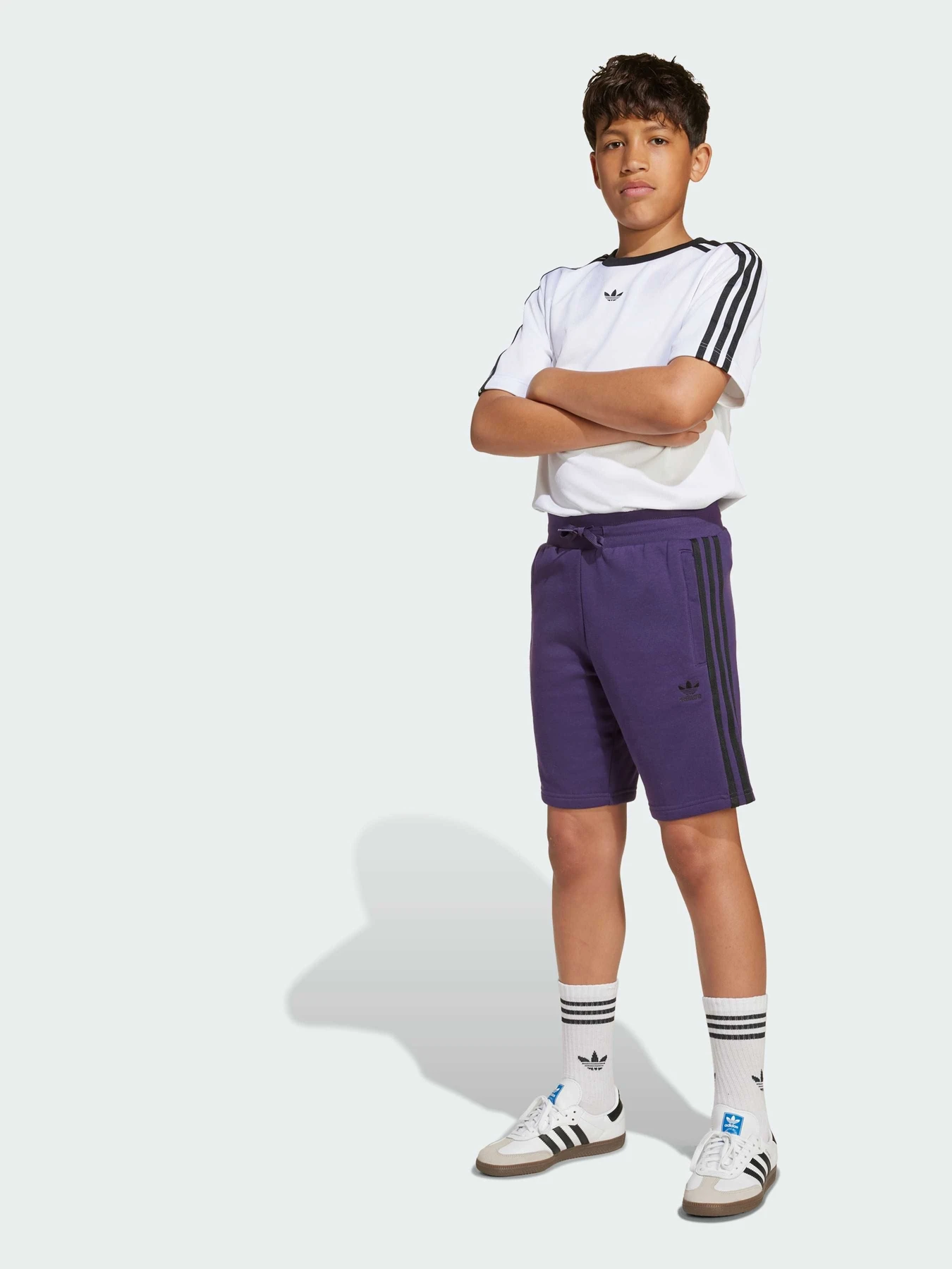 Шорты Adidas Adicolor модель JV8633 Шорты Adidas Adicolor модель JV8633 Фото
