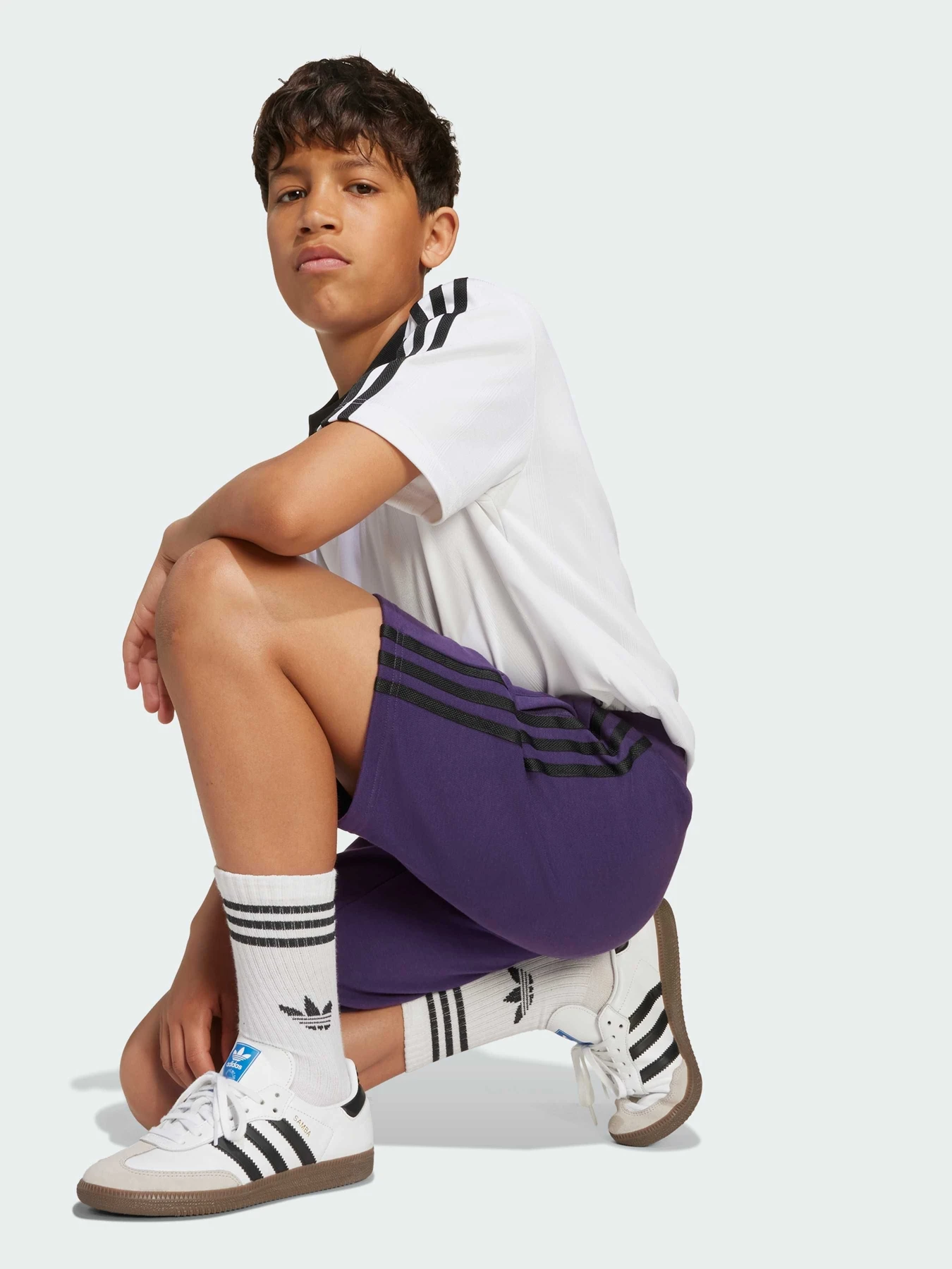Шорты Adidas Adicolor модель JV8633 Шорты Adidas Adicolor модель JV8633 Фото