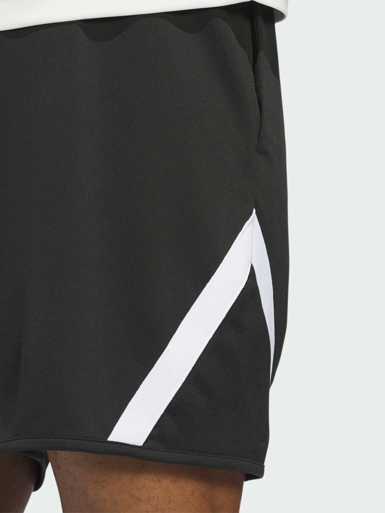 Шорты Adidas модель IX1850 Шорты Adidas модель IX1850 Фото