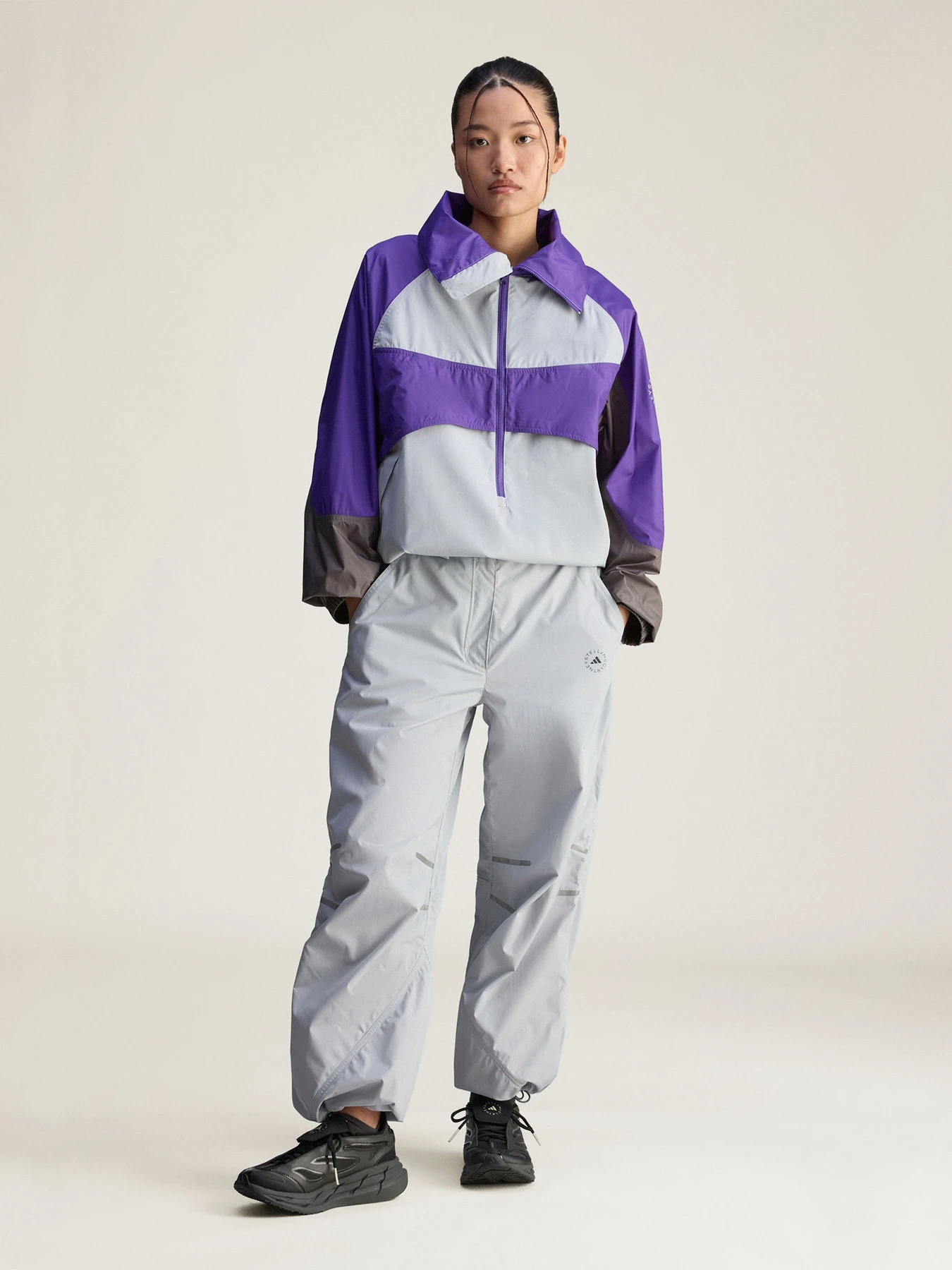 Куртки та дублянки Adidas модель JW2030 Фото