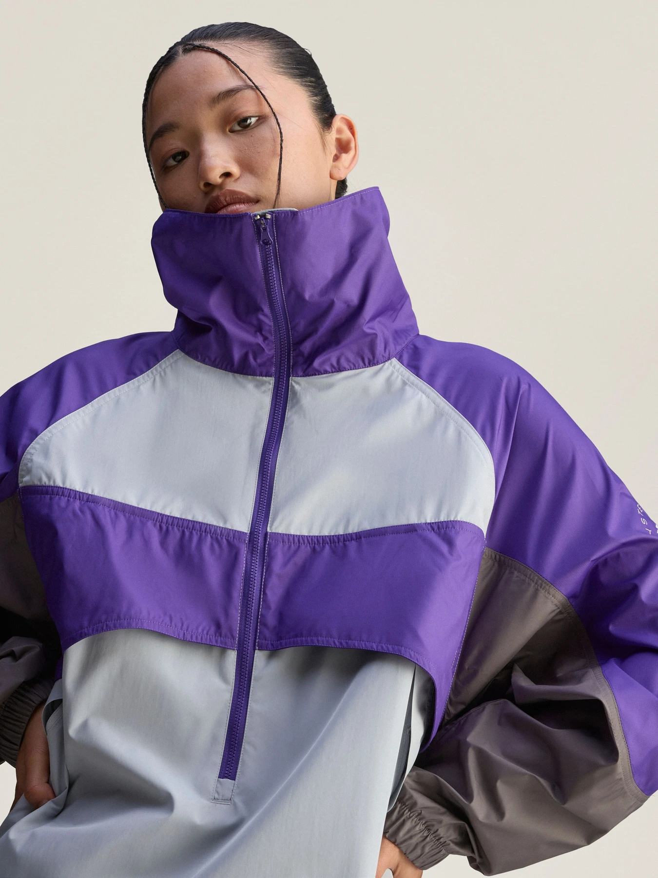 Куртки та дублянки Adidas модель JW2030 Фото