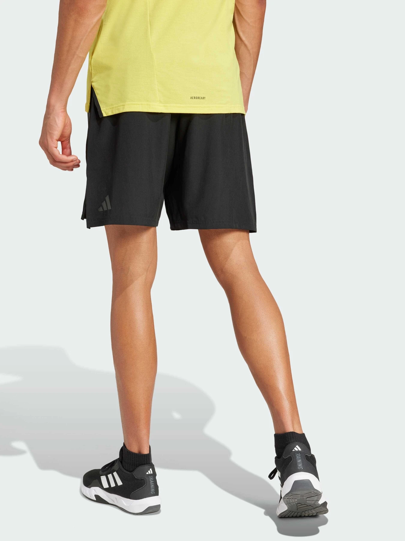 Шорты Adidas модель JE5682 Фото