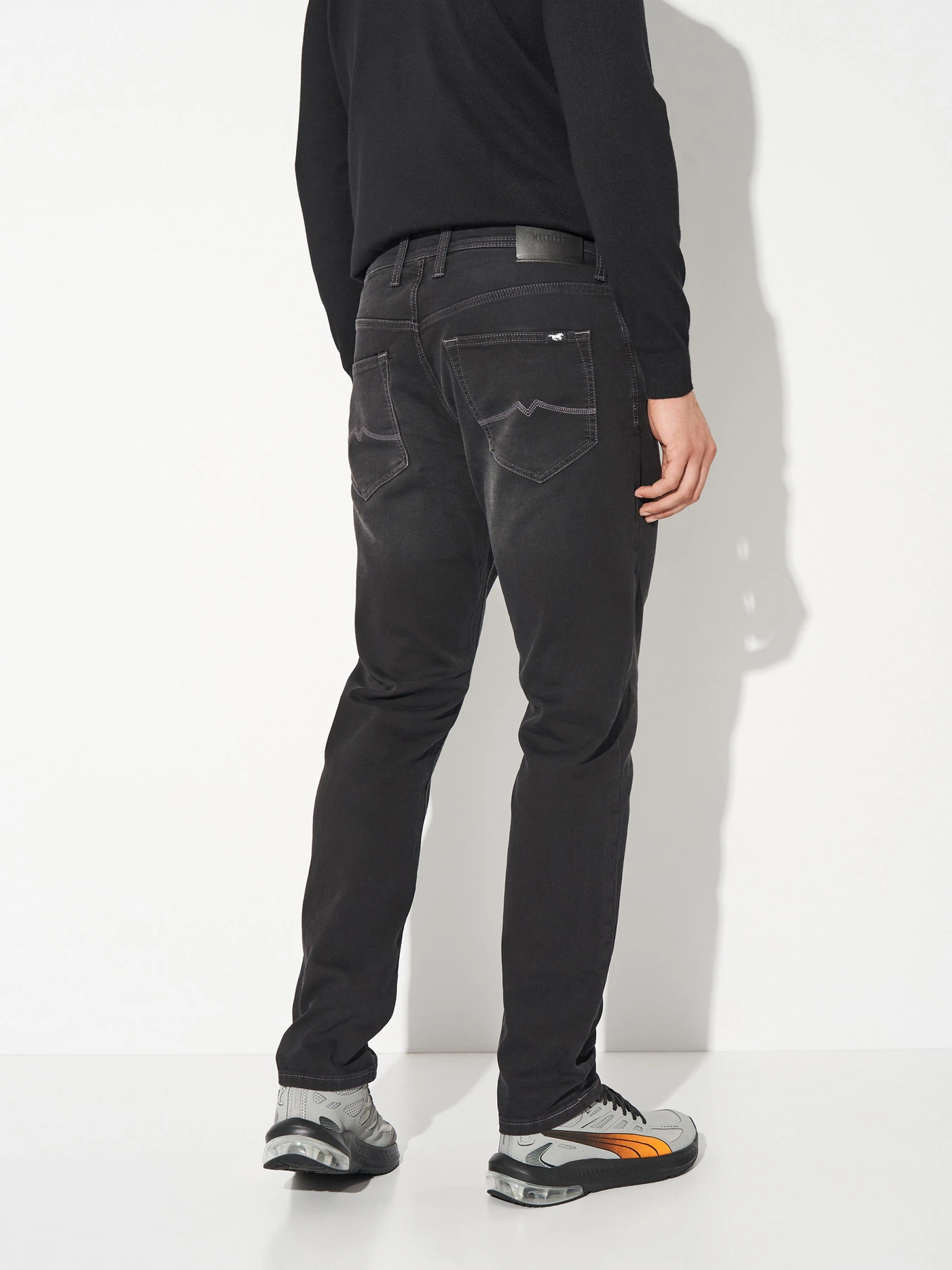 Джинси Mustang Jeans Oregon Slim K модель 1015871 Джинси Mustang Jeans Oregon Slim K модель 1015871 Фото