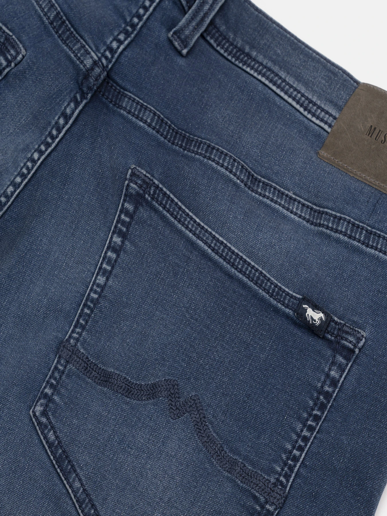 Джинси Mustang Jeans Oregon Slim K модель 1016321 Джинси Mustang Jeans Oregon Slim K модель 1016321 Фото