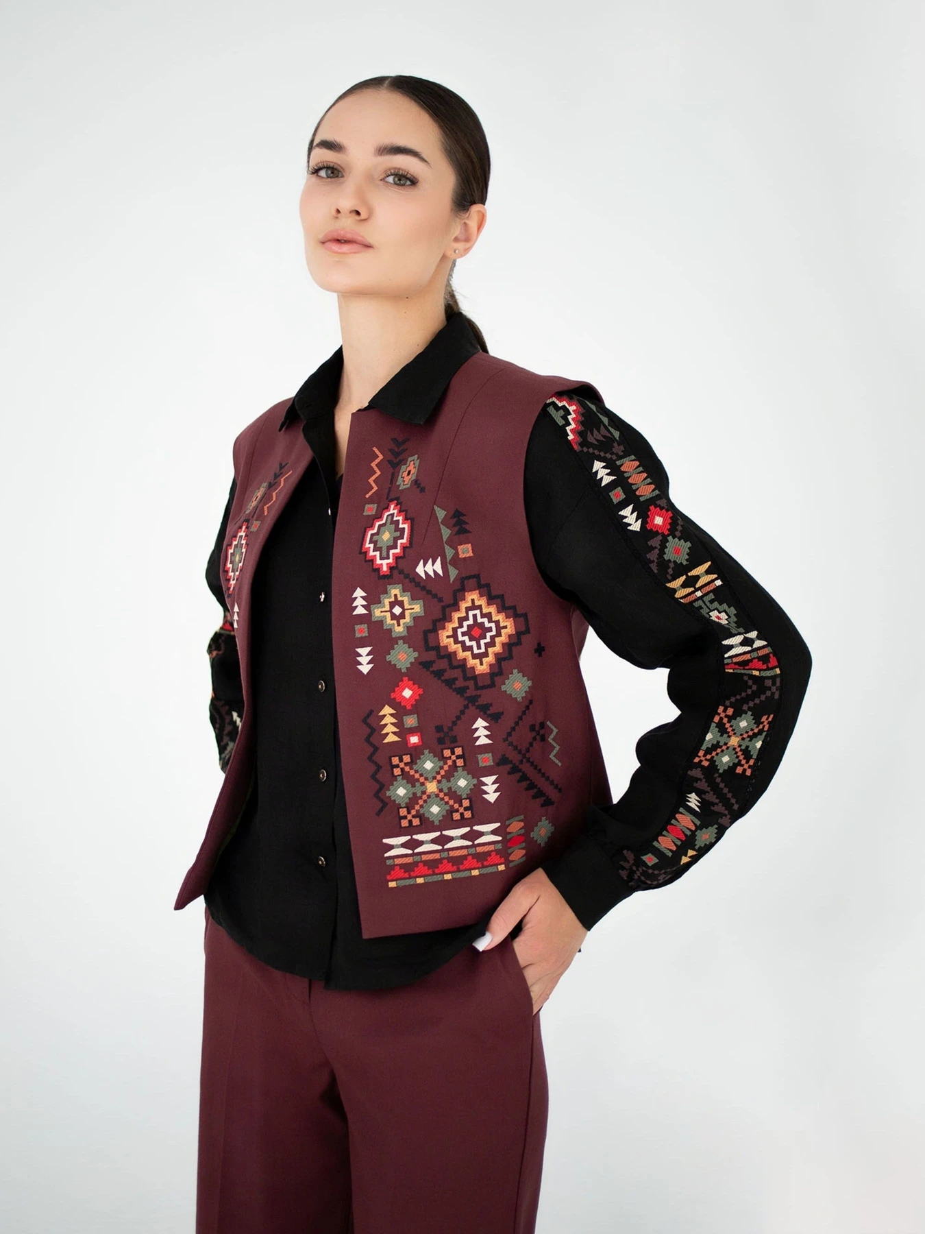 Пиджаки Едельвіка модель 237-25-00burgundy Фото