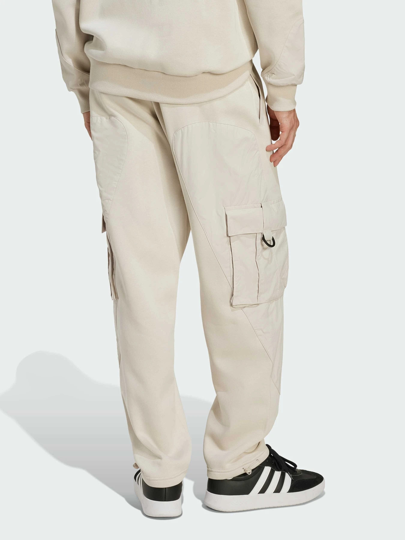 Брюки Adidas модель JV8021 Брюки Adidas модель JV8021 Фото