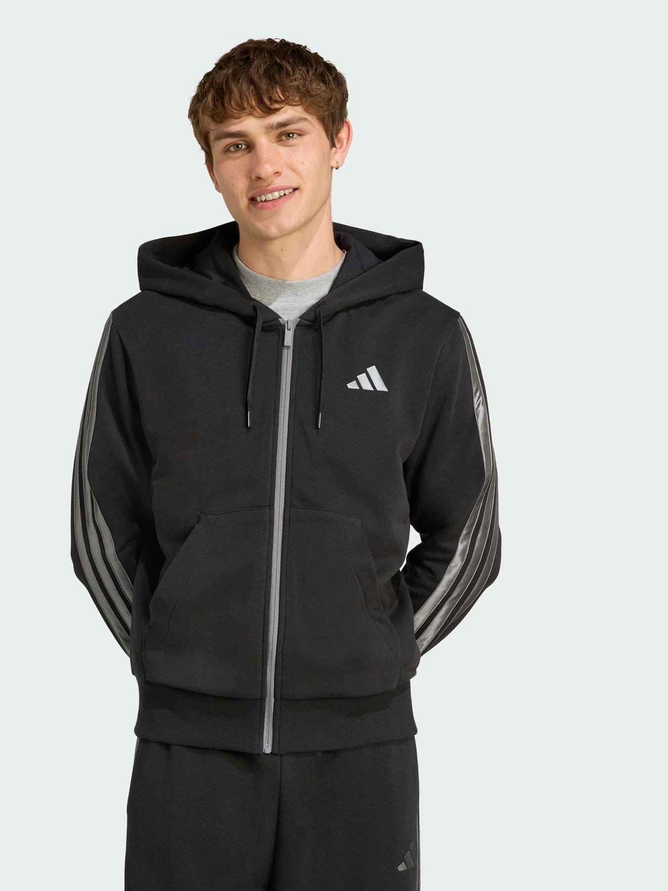 Худи и свитшоты Adidas 3 Stripes модель JM1695 Фото
