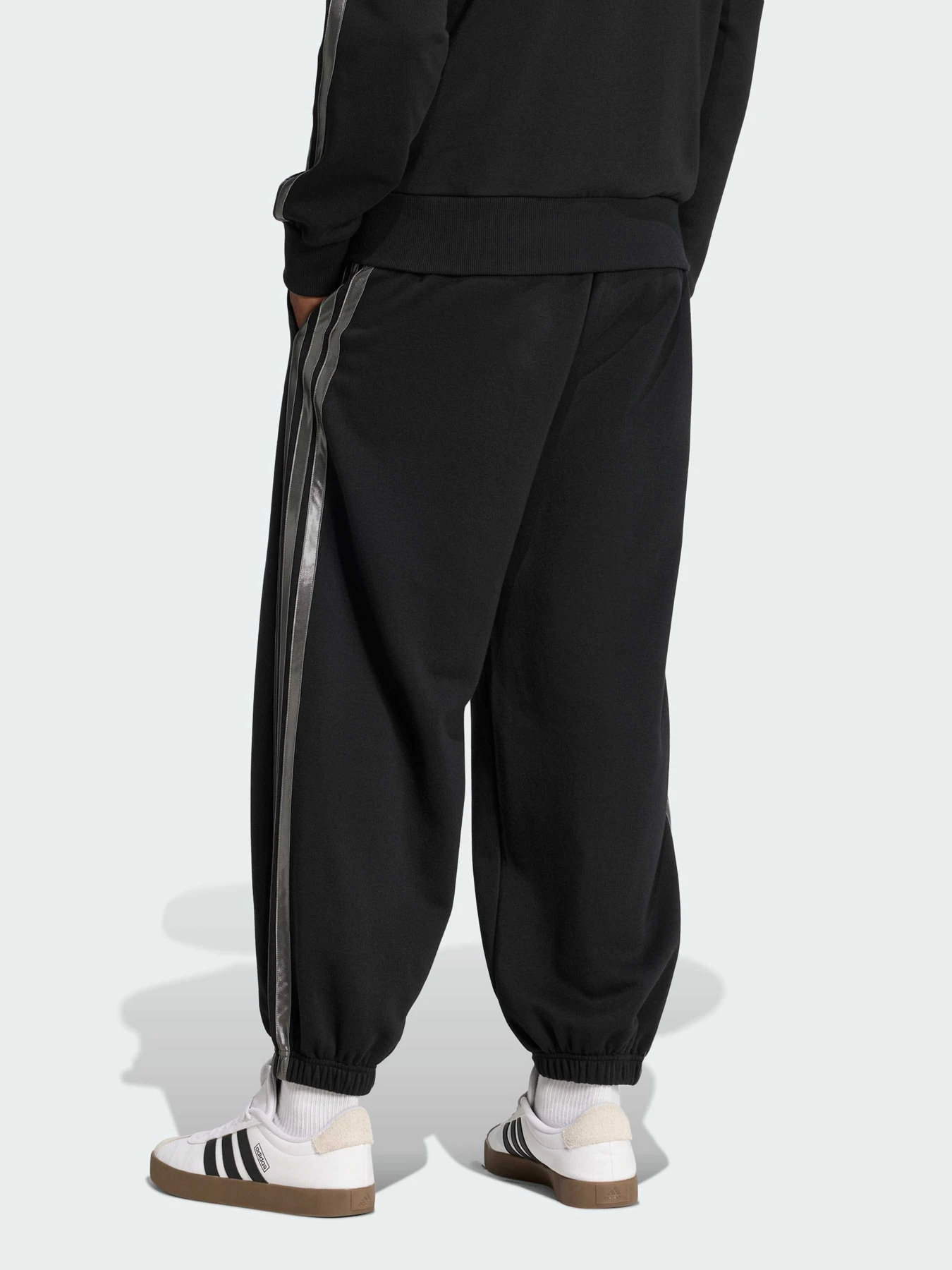 Штани Adidas модель JM1703 Фото