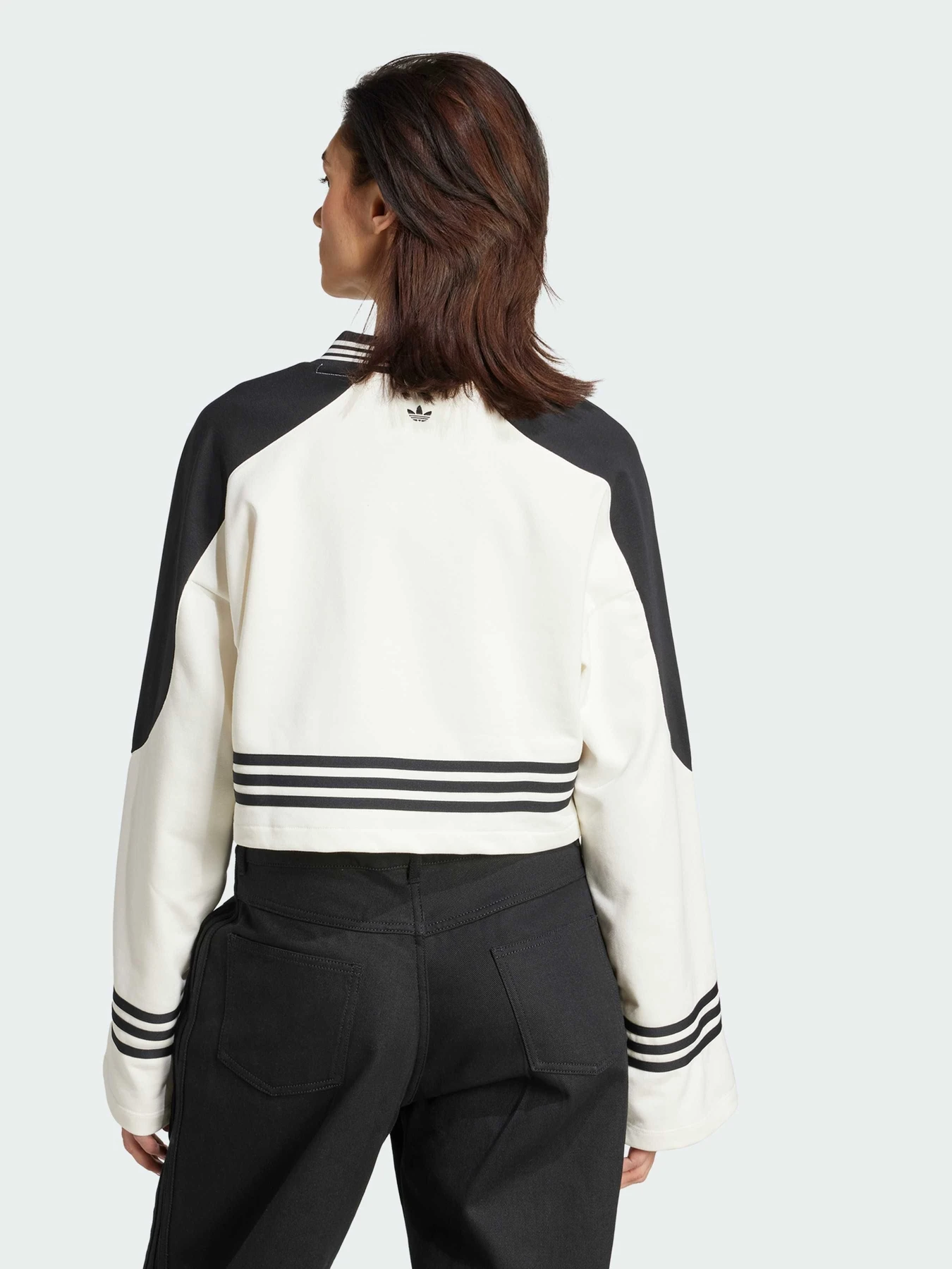 Худи и свитшоты Adidas модель JX7597 Худи и свитшоты Adidas модель JX7597 Фото
