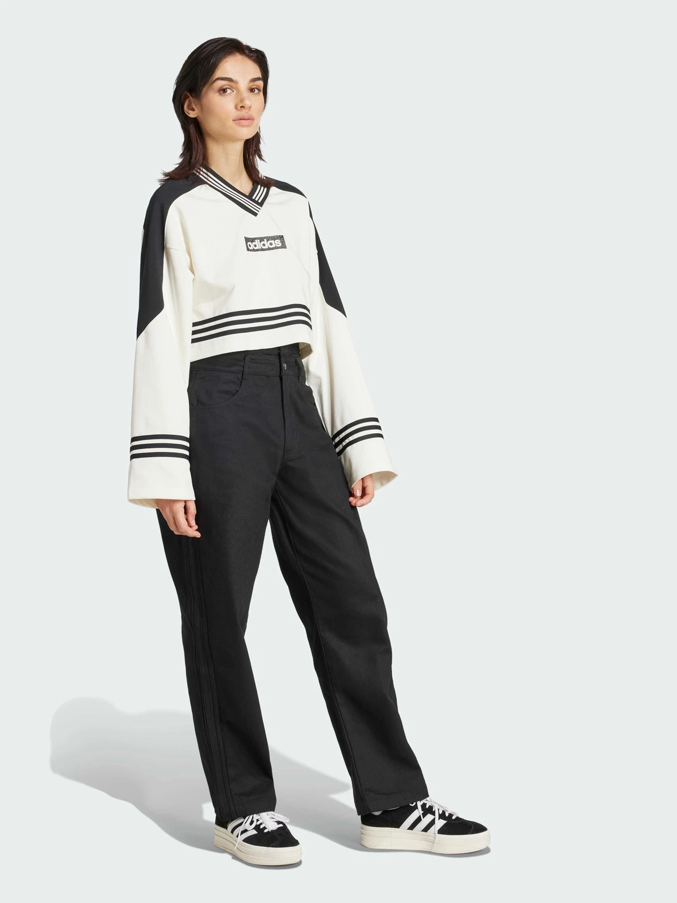 Худи и свитшоты Adidas модель JX7597 Худи и свитшоты Adidas модель JX7597 Фото