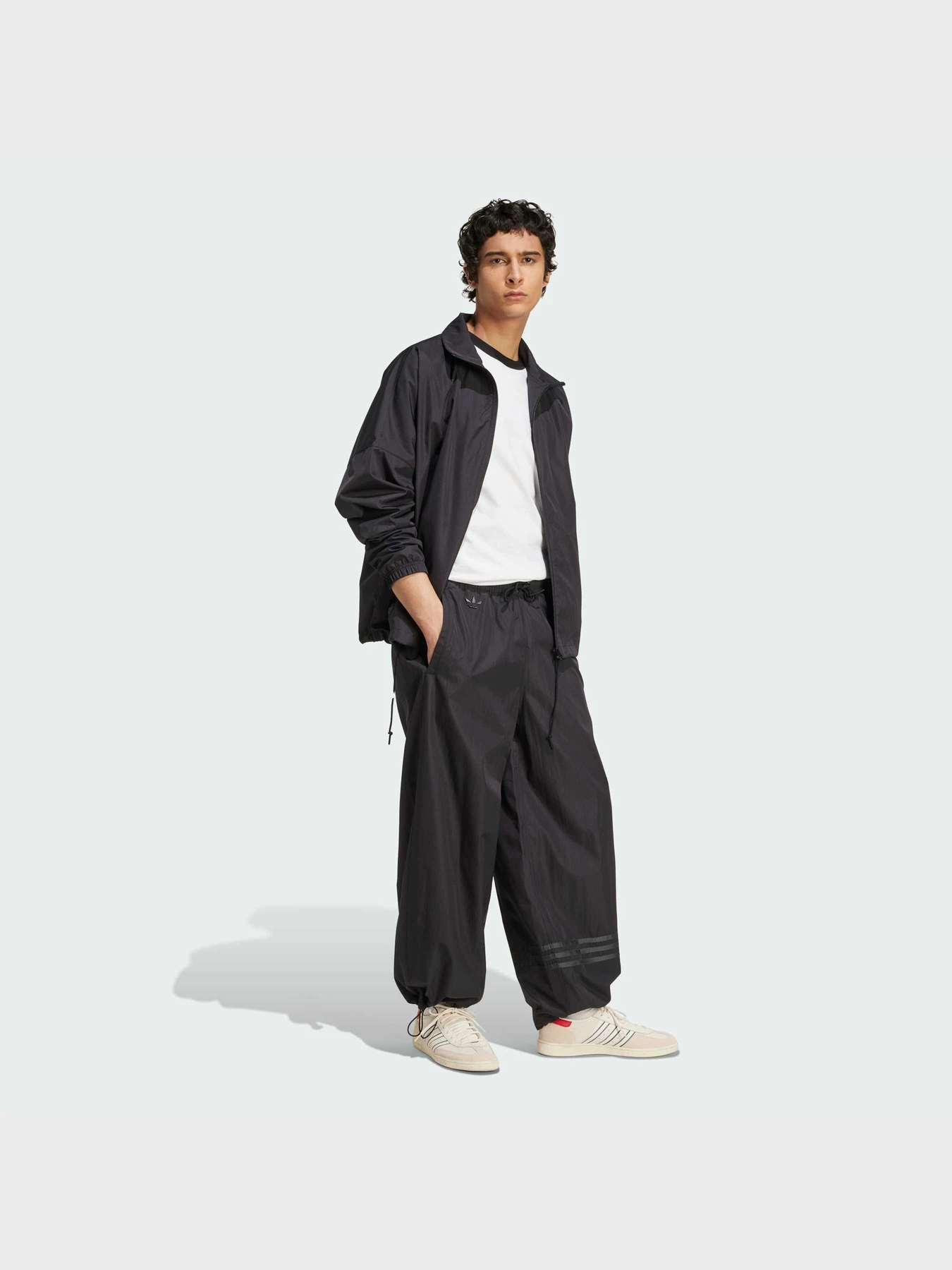 Худі та світшоти Adidas Adicolor модель JW5452 Худі та світшоти Adidas Adicolor модель JW5452 Фото