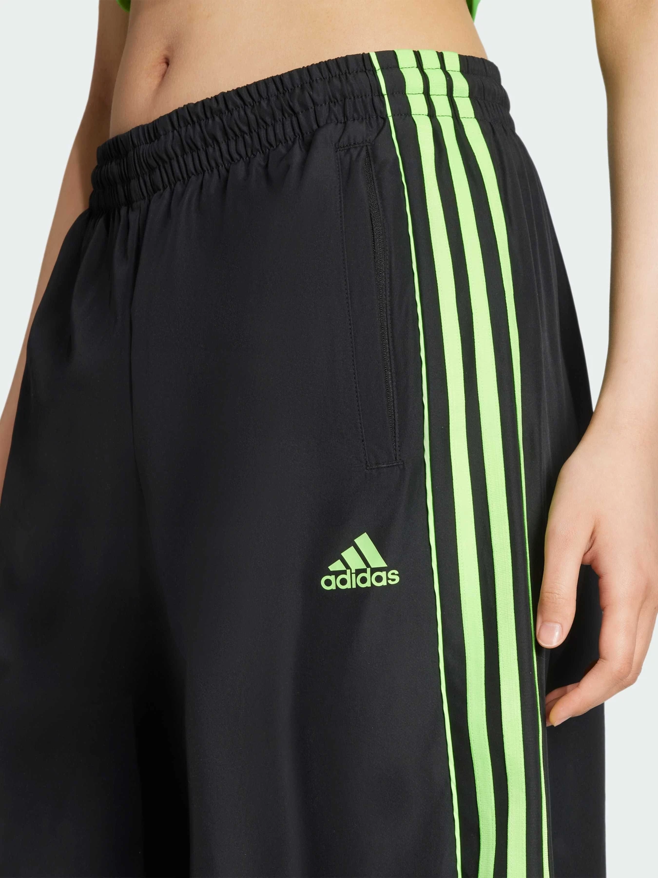 Штани Adidas Adicolor модель JV7478 Фото