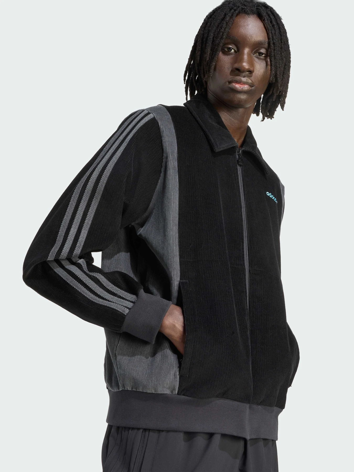 Куртки и дубленки Adidas модель JX3085 Фото