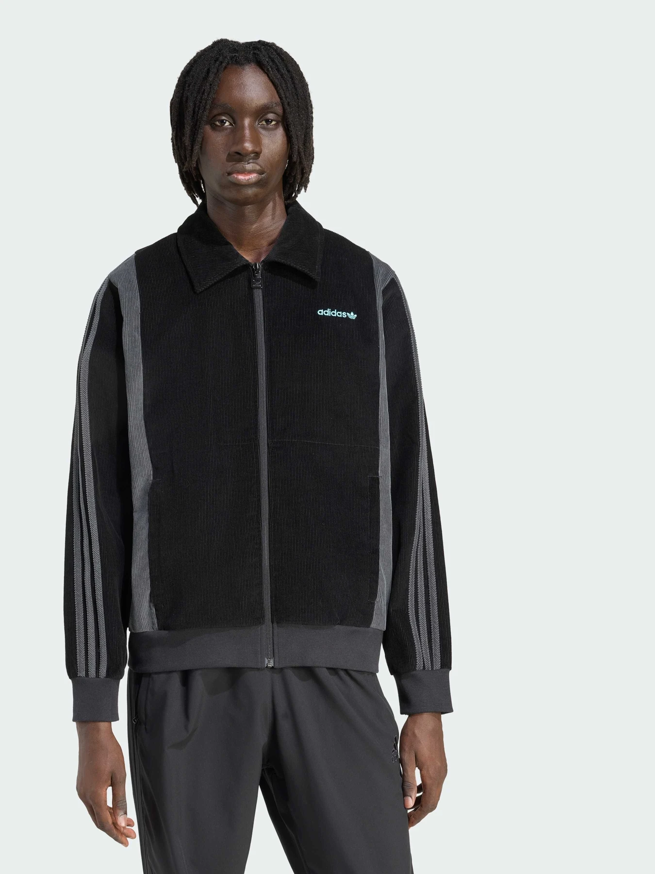 Куртки и дубленки Adidas модель JX3085 Фото