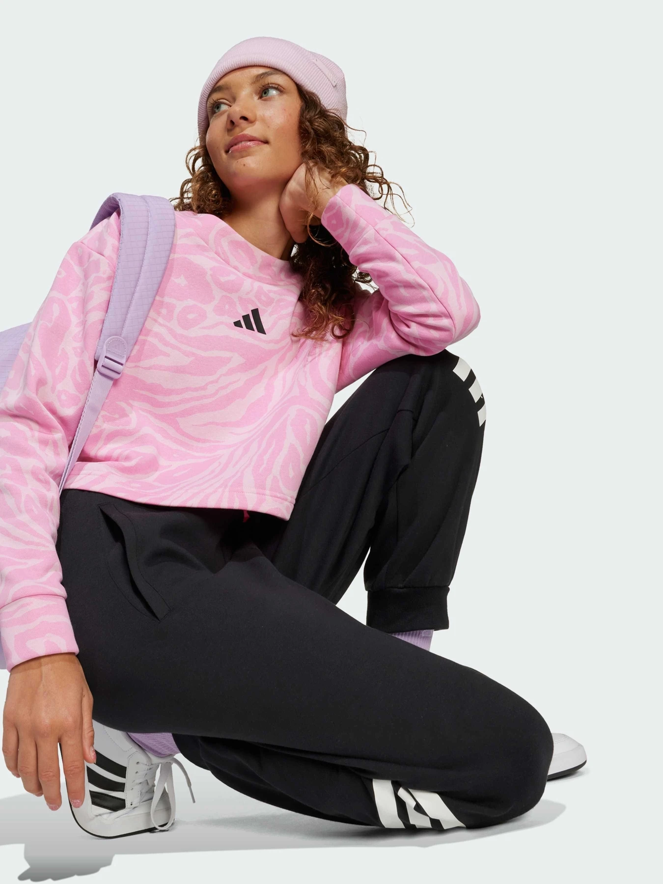 Худи и свитшоты Adidas модель JW7541 Худи и свитшоты Adidas модель JW7541 Фото