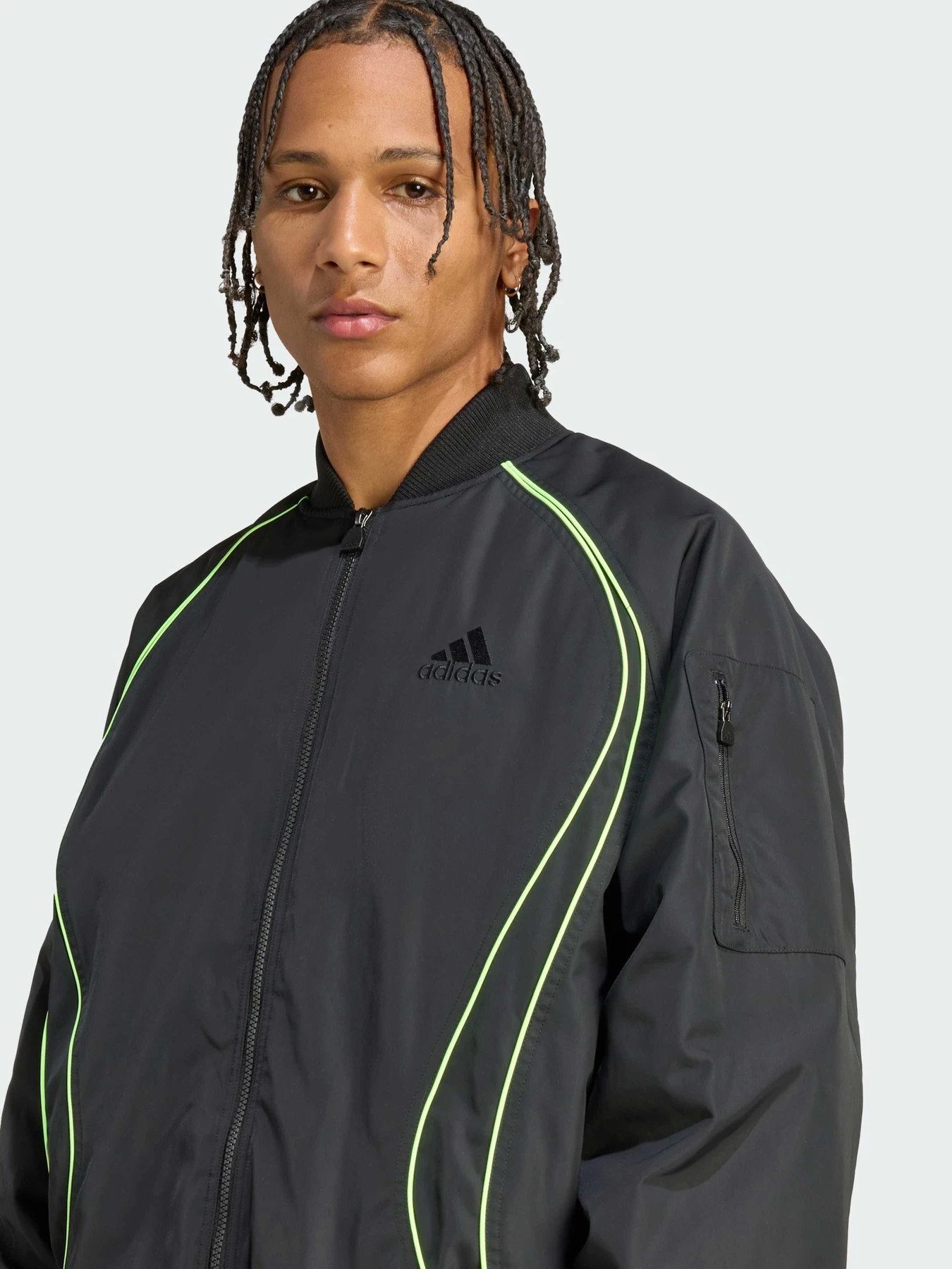 Куртки и дубленки Adidas модель JX4082 Куртки и дубленки Adidas модель JX4082 Фото
