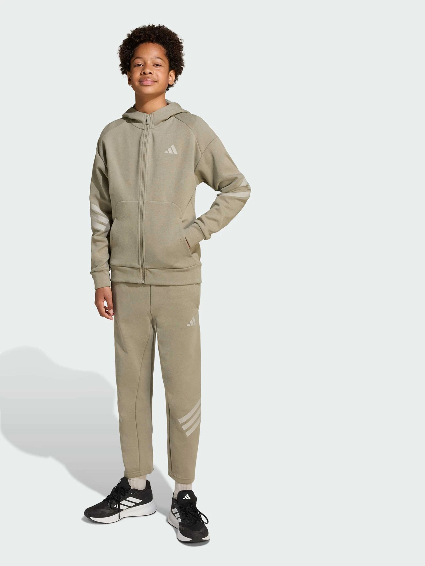 Худи и свитшоты Adidas 3 Stripes модель JW7526 Худи и свитшоты Adidas 3 Stripes модель JW7526 Фото