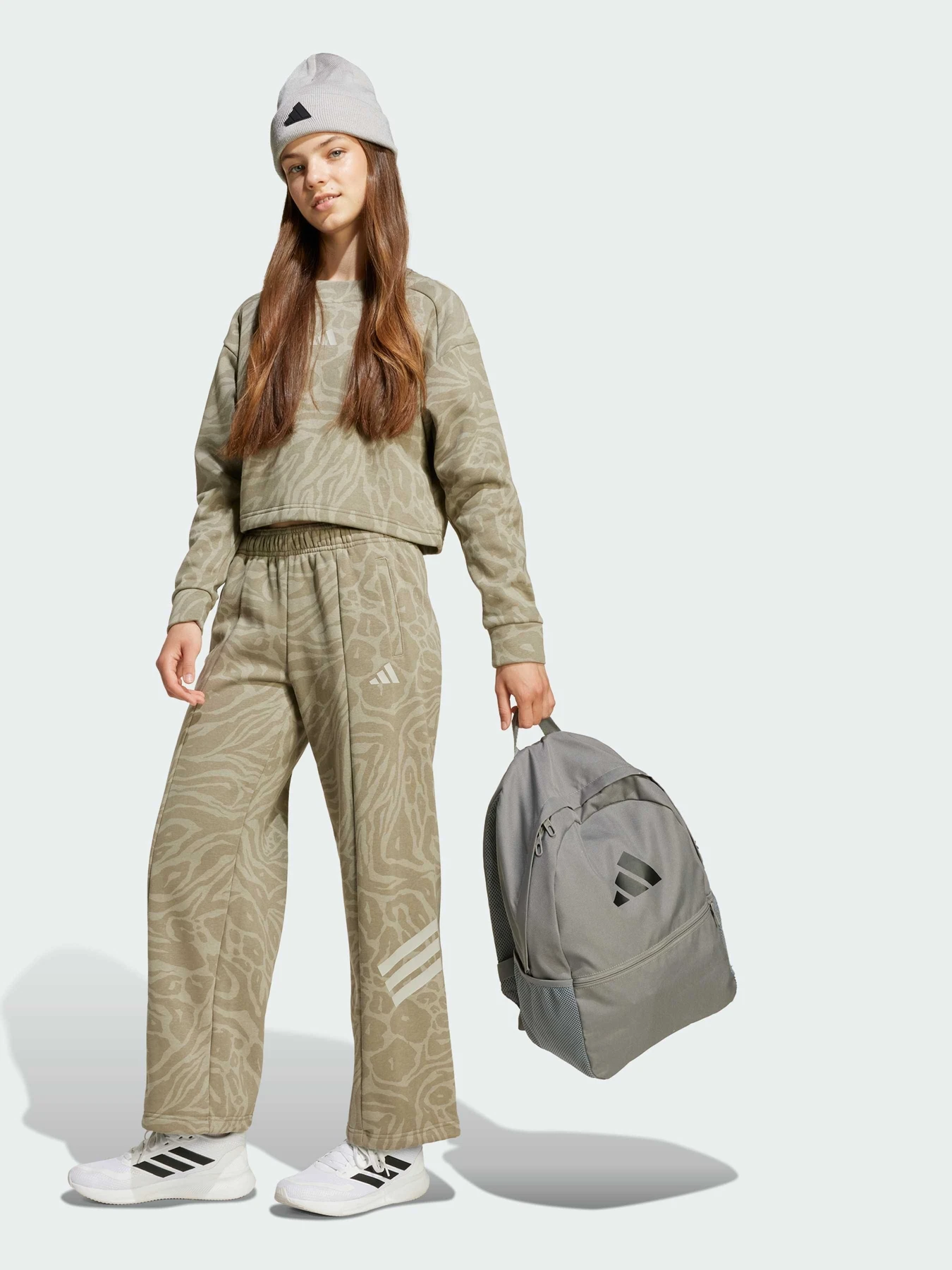 Худи и свитшоты Adidas модель JW7543 Фото