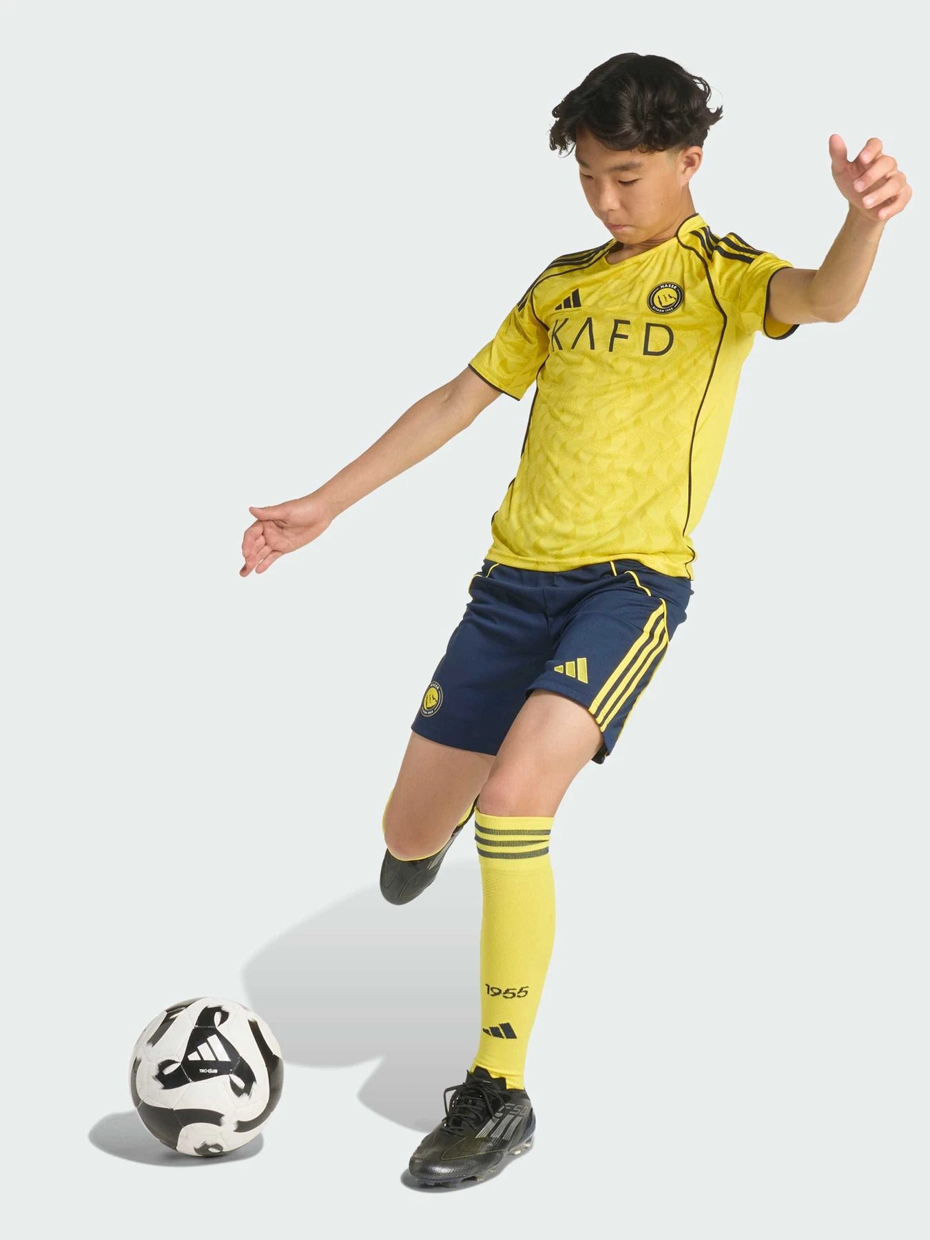 Футболки и поло Adidas модель JN7981 Фото