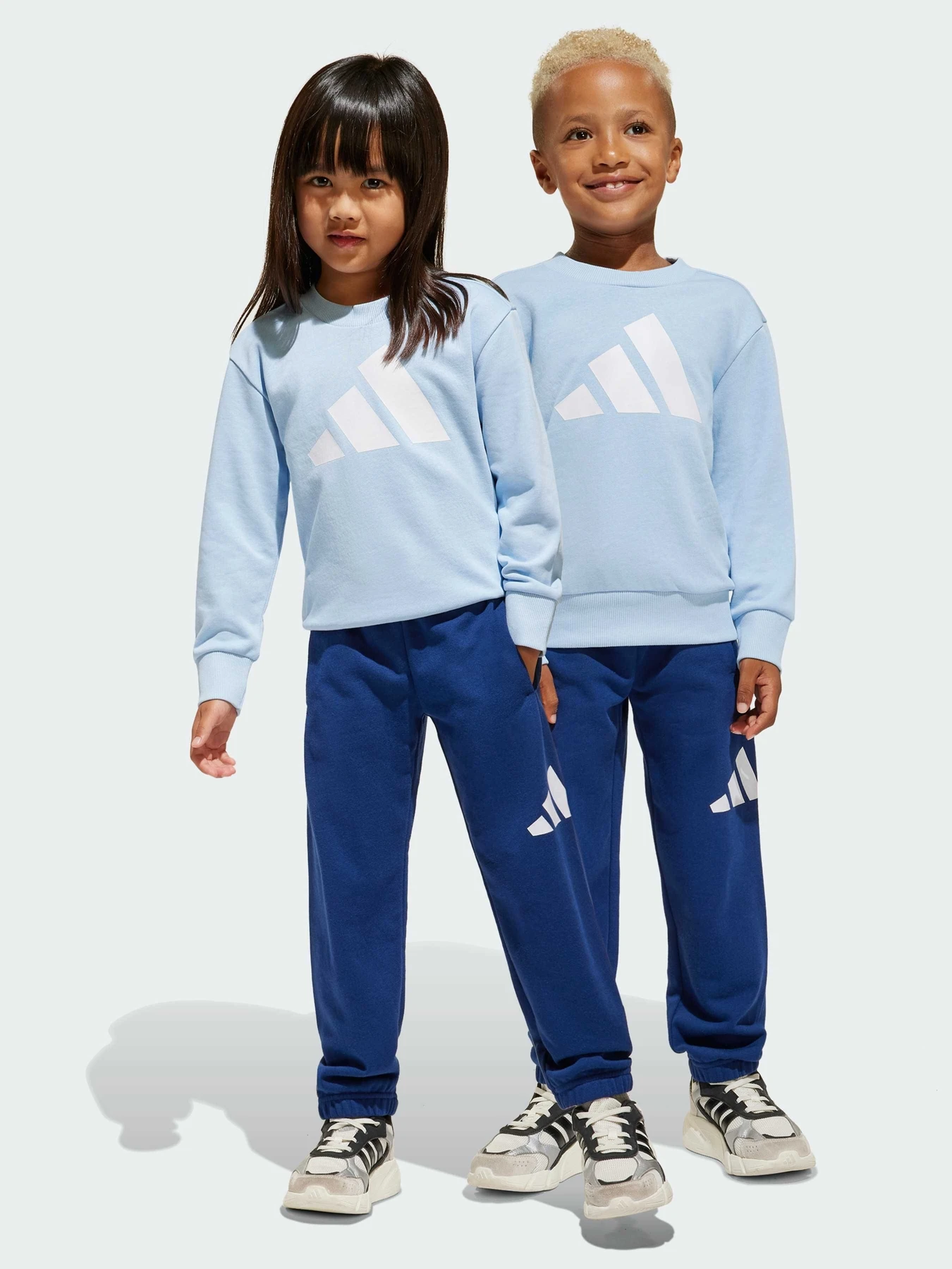 Костюмы Adidas модель JC9729 Фото