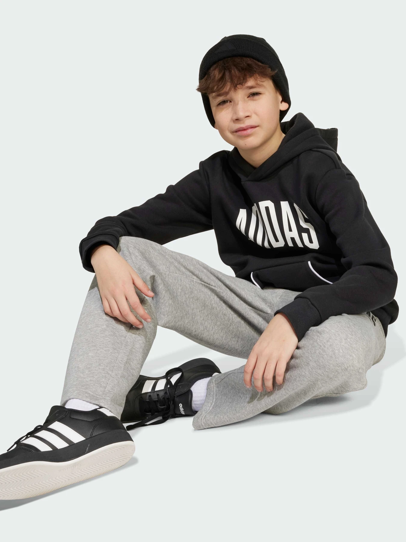 Худи и свитшоты Adidas модель JM1536 Худи и свитшоты Adidas модель JM1536 Фото