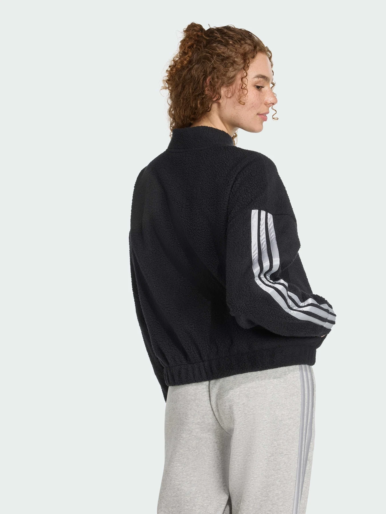 Худі та світшоти Adidas модель JM1891 Худі та світшоти Adidas модель JM1891 Фото