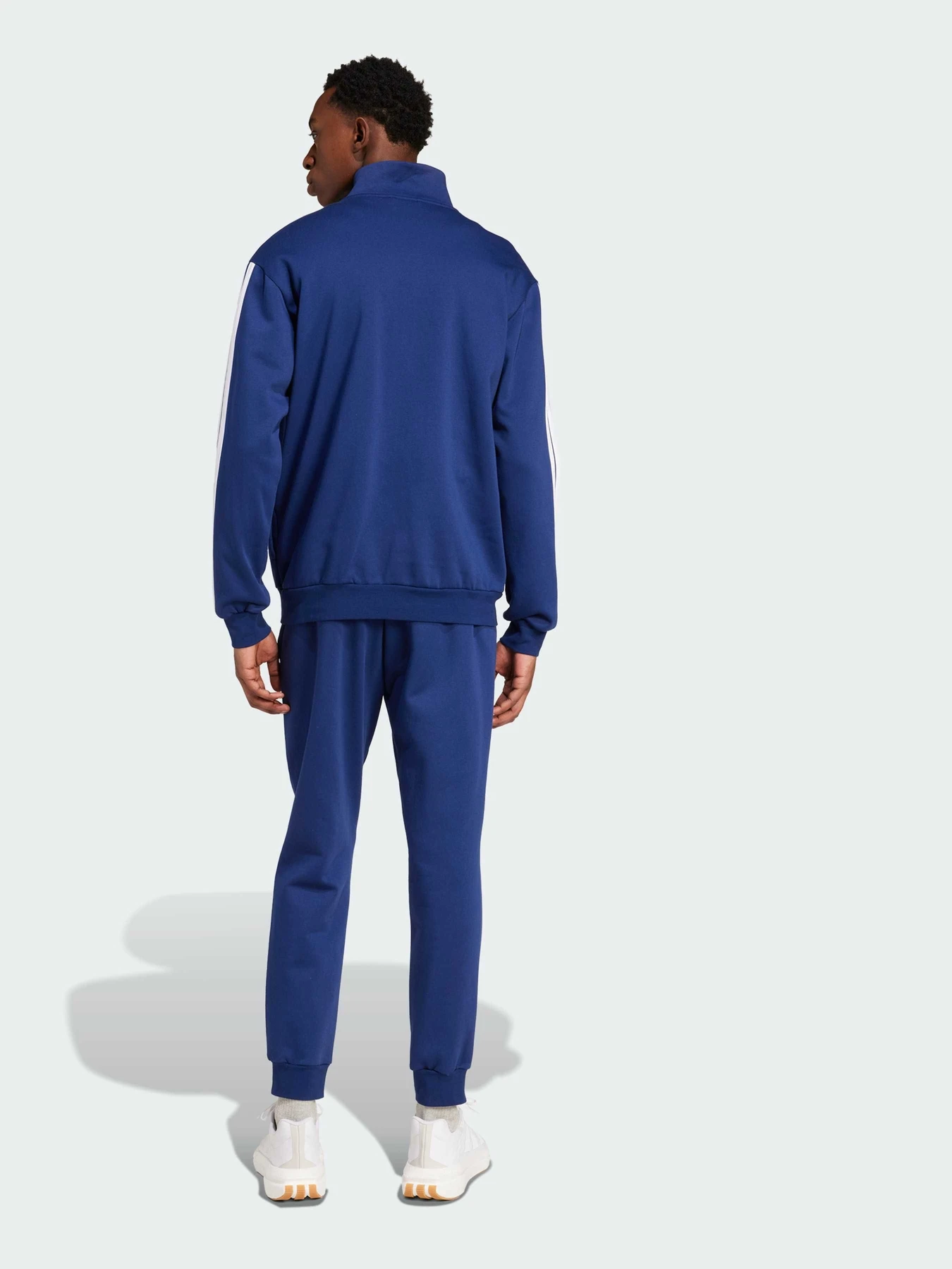 Костюмы Adidas модель JI8882 Костюмы Adidas модель JI8882 Фото