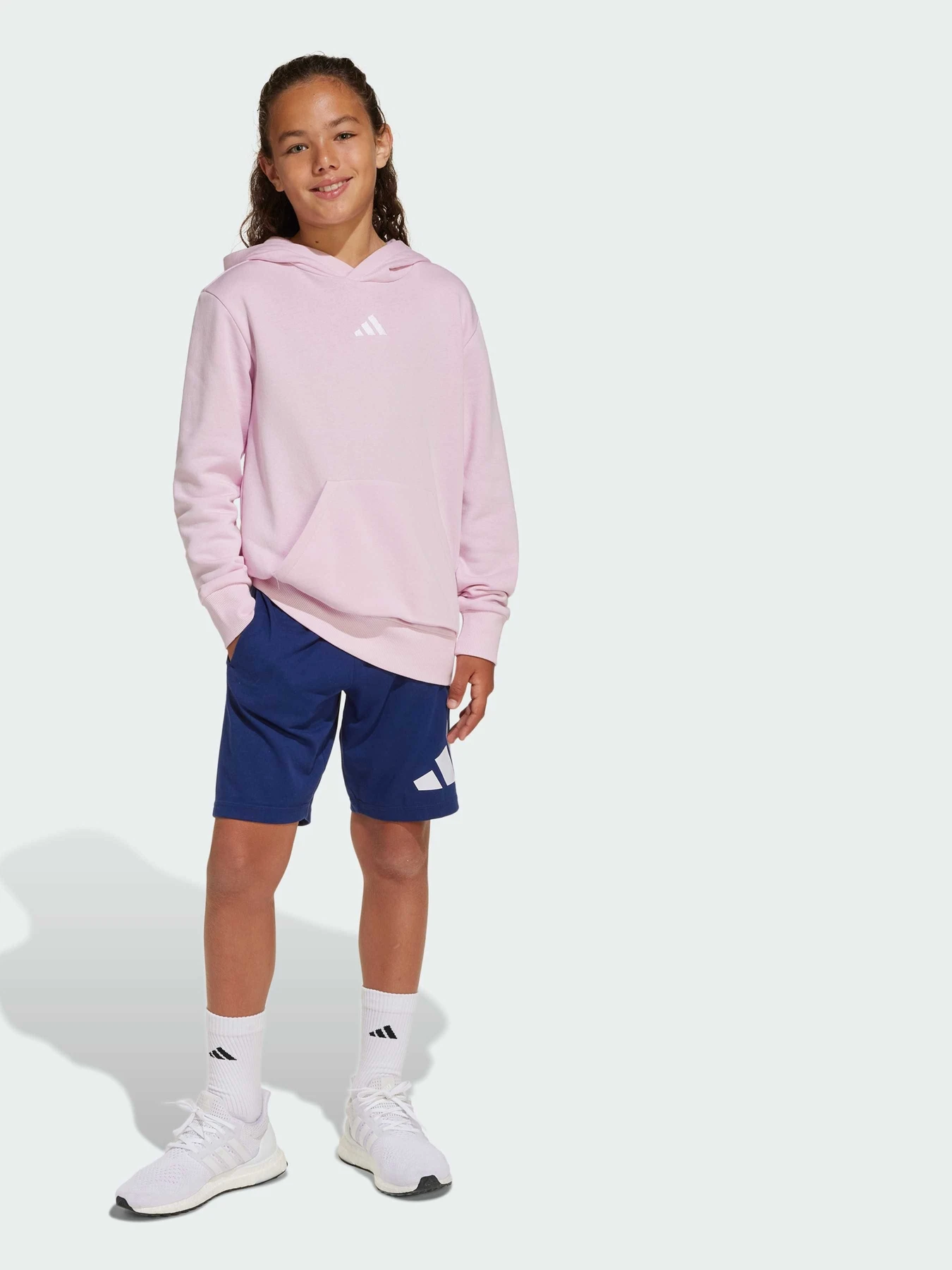 Худі та світшоти Adidas модель JC9773 Худі та світшоти Adidas модель JC9773 Фото