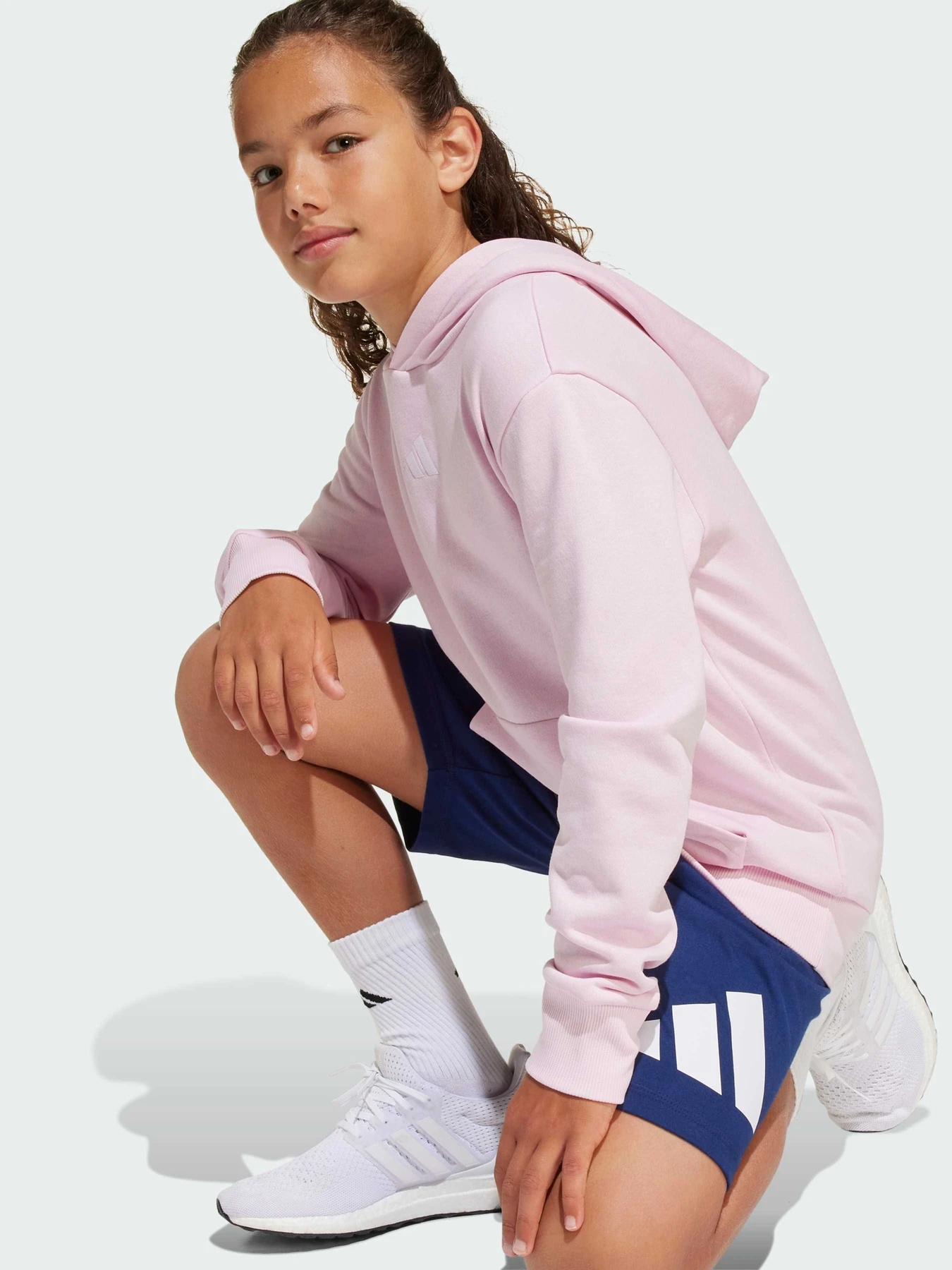 Худі та світшоти Adidas модель JC9773 Худі та світшоти Adidas модель JC9773 Фото