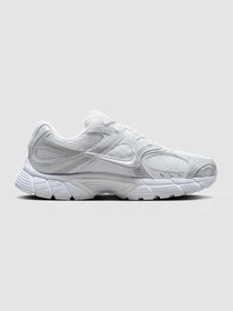 Кросівки NIKE V5 Rnr модель HQ7901-101 Фото