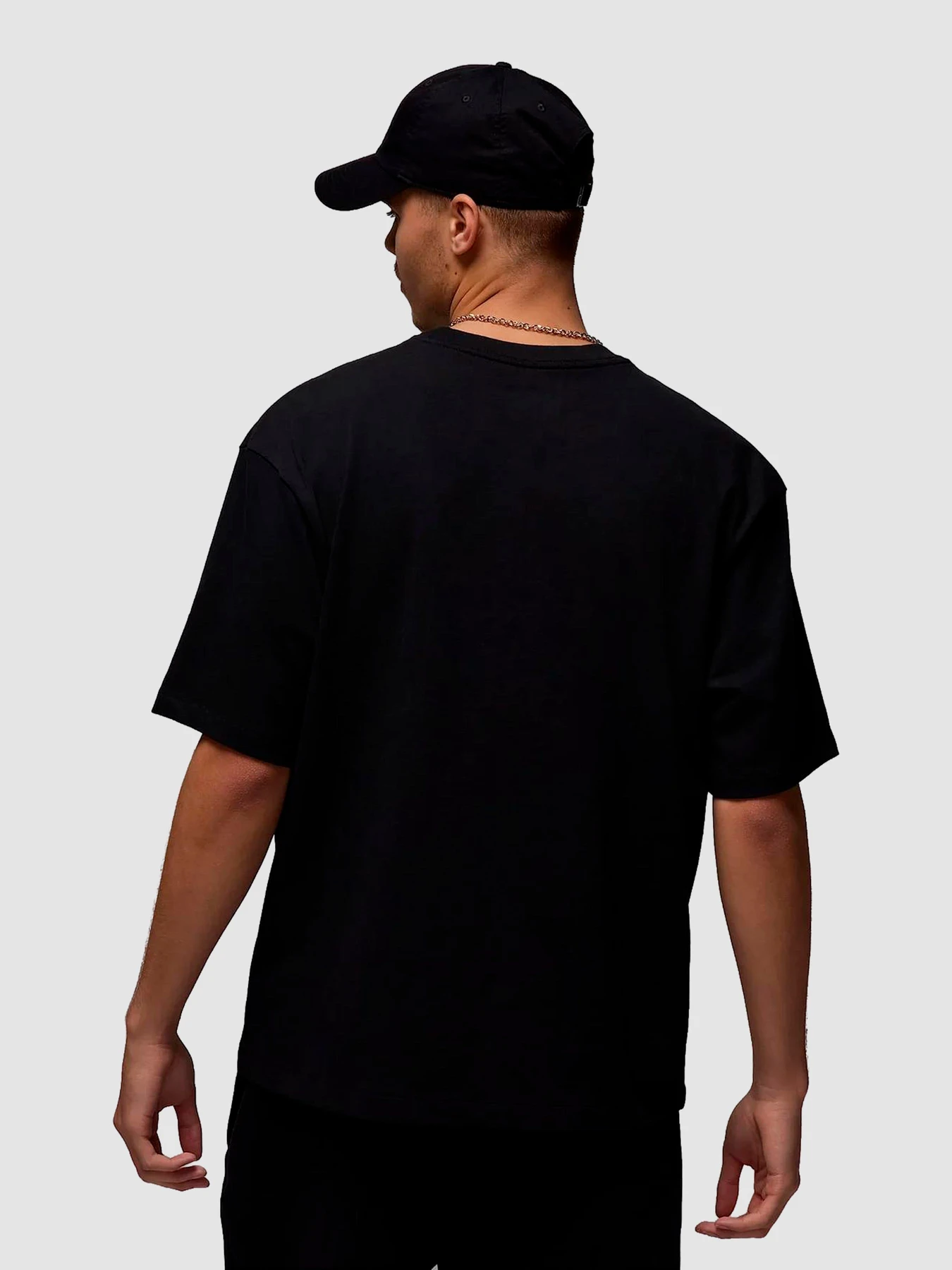 Футболки и поло Jordan Essentials Oversized T-Shirt модель IB7345-010 Футболки и поло Jordan Essentials Oversized T-Shirt модель IB7345-010 Фото