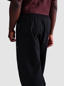 Брюки NIKE Solo Swoosh Cuffed Fleece модель HV1088-010 Фото