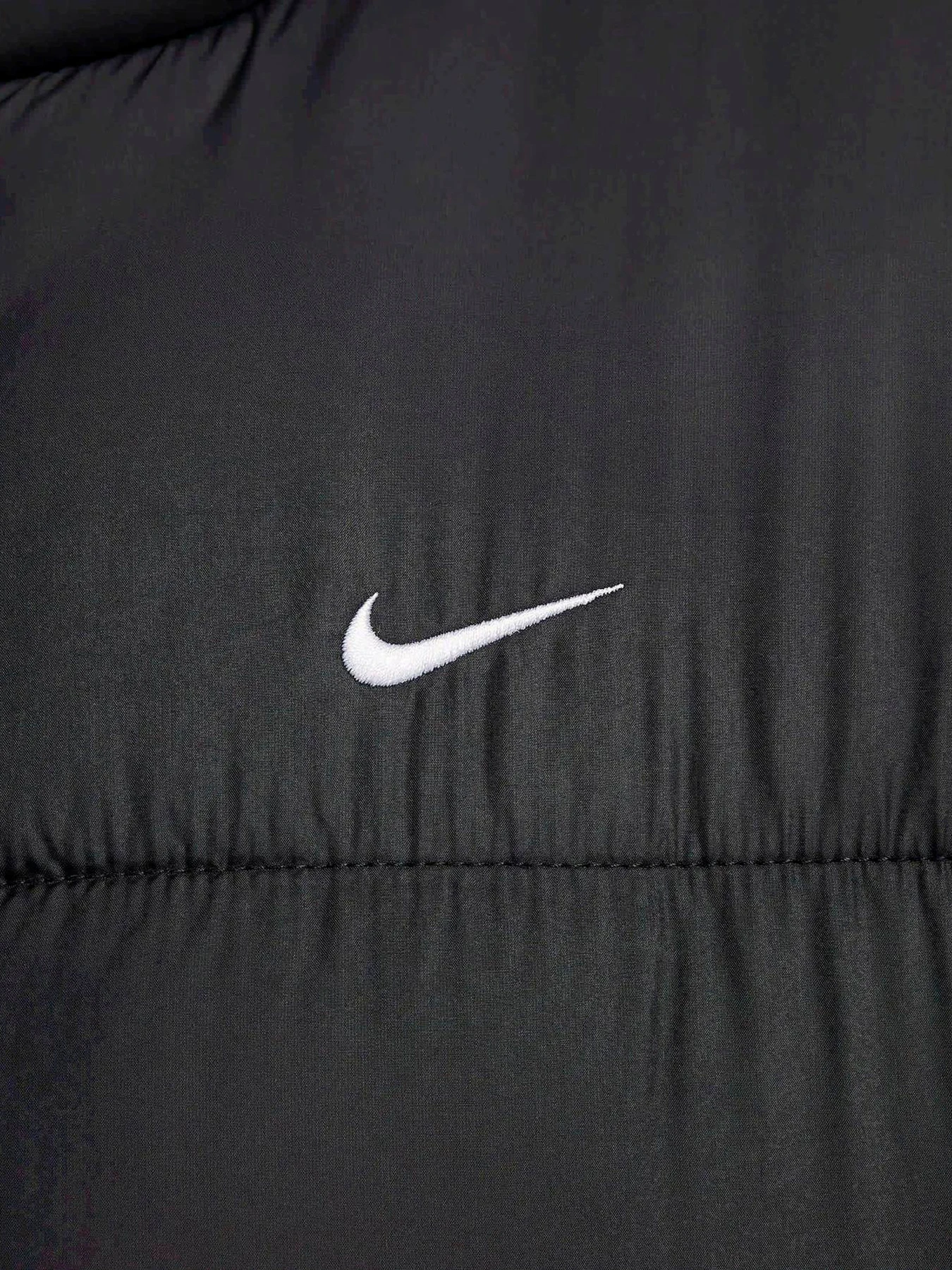 Куртки та дублянки NIKE W Nsw Tf Synfl Clsc модель FZ5922-010 Куртки та дублянки NIKE W Nsw Tf Synfl Clsc модель FZ5922-010 Фото