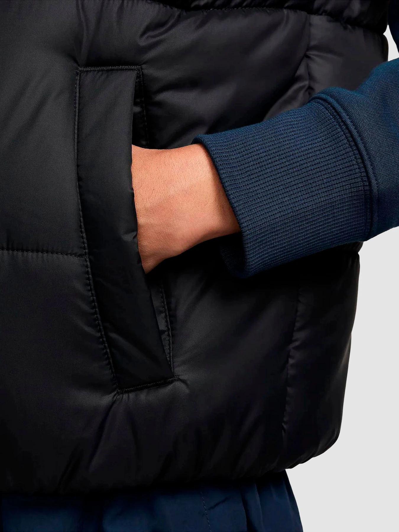 Куртки та дублянки NIKE W Nsw Tf Synfl Clsc модель FZ5922-010 Куртки та дублянки NIKE W Nsw Tf Synfl Clsc модель FZ5922-010 Фото