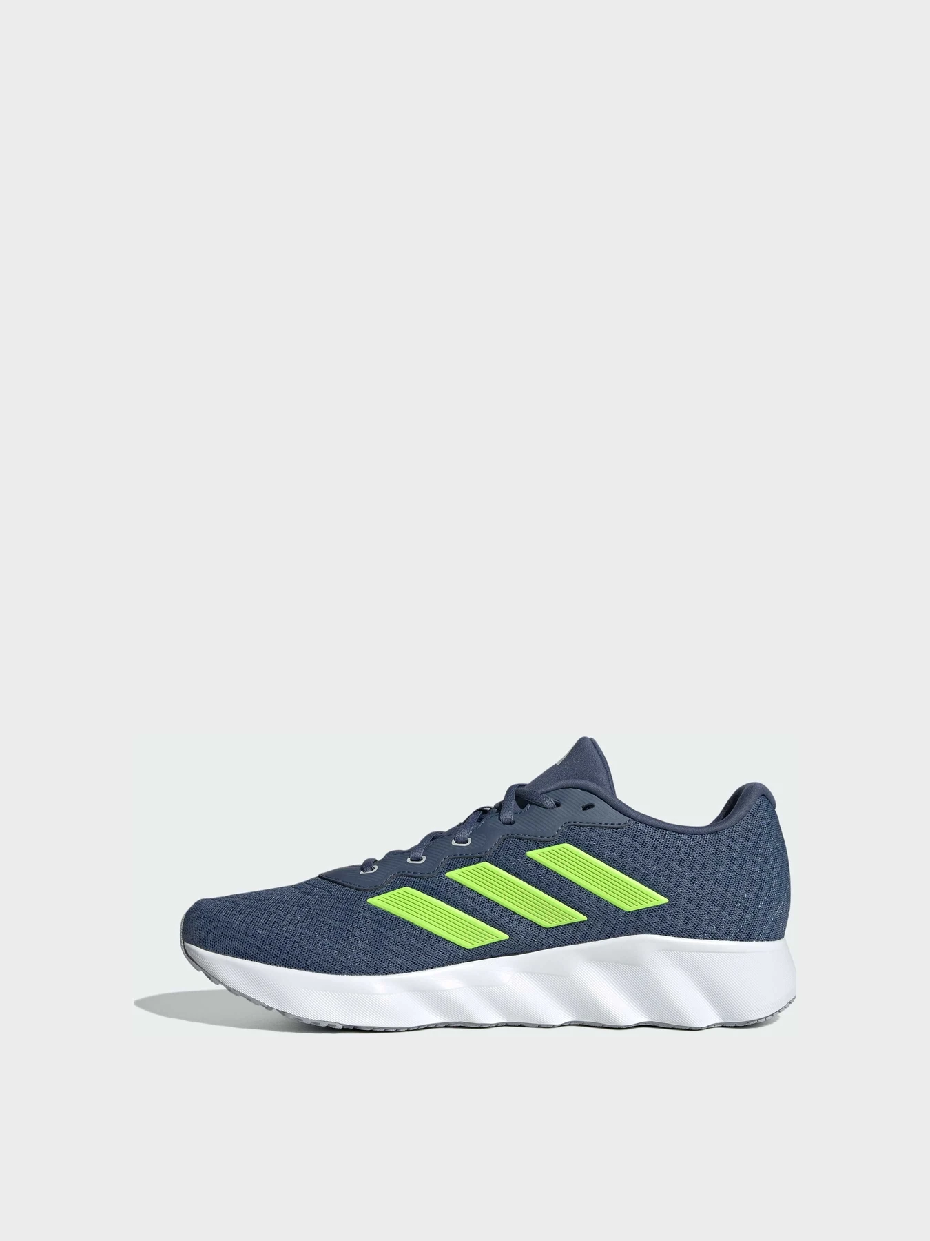 Кроссовки Adidas модель IH6045 Кроссовки Adidas модель IH6045 Фото