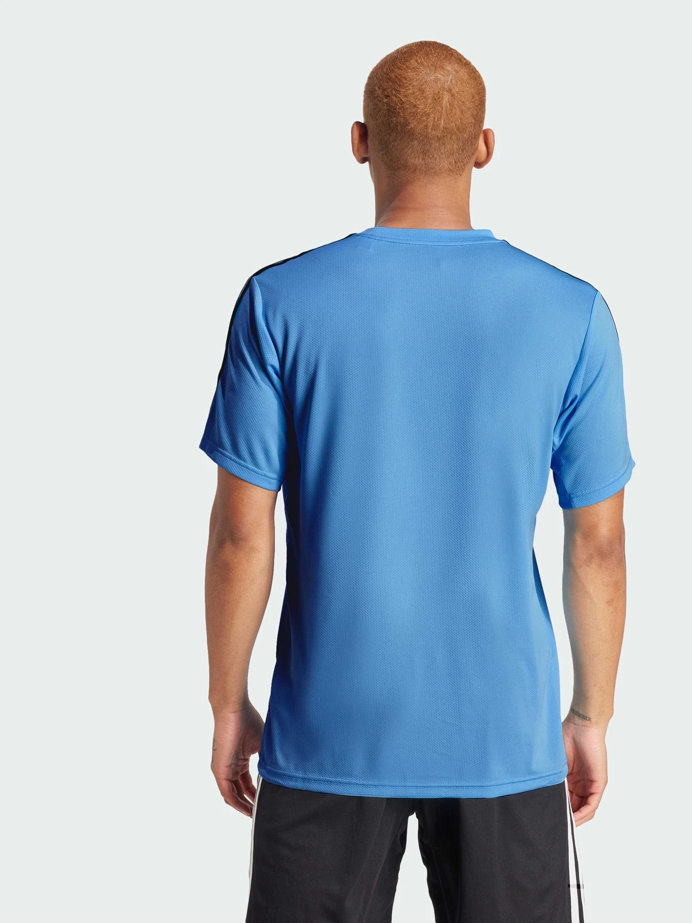 Футболки и поло Adidas модель IT5407 Футболки и поло Adidas модель IT5407 Фото