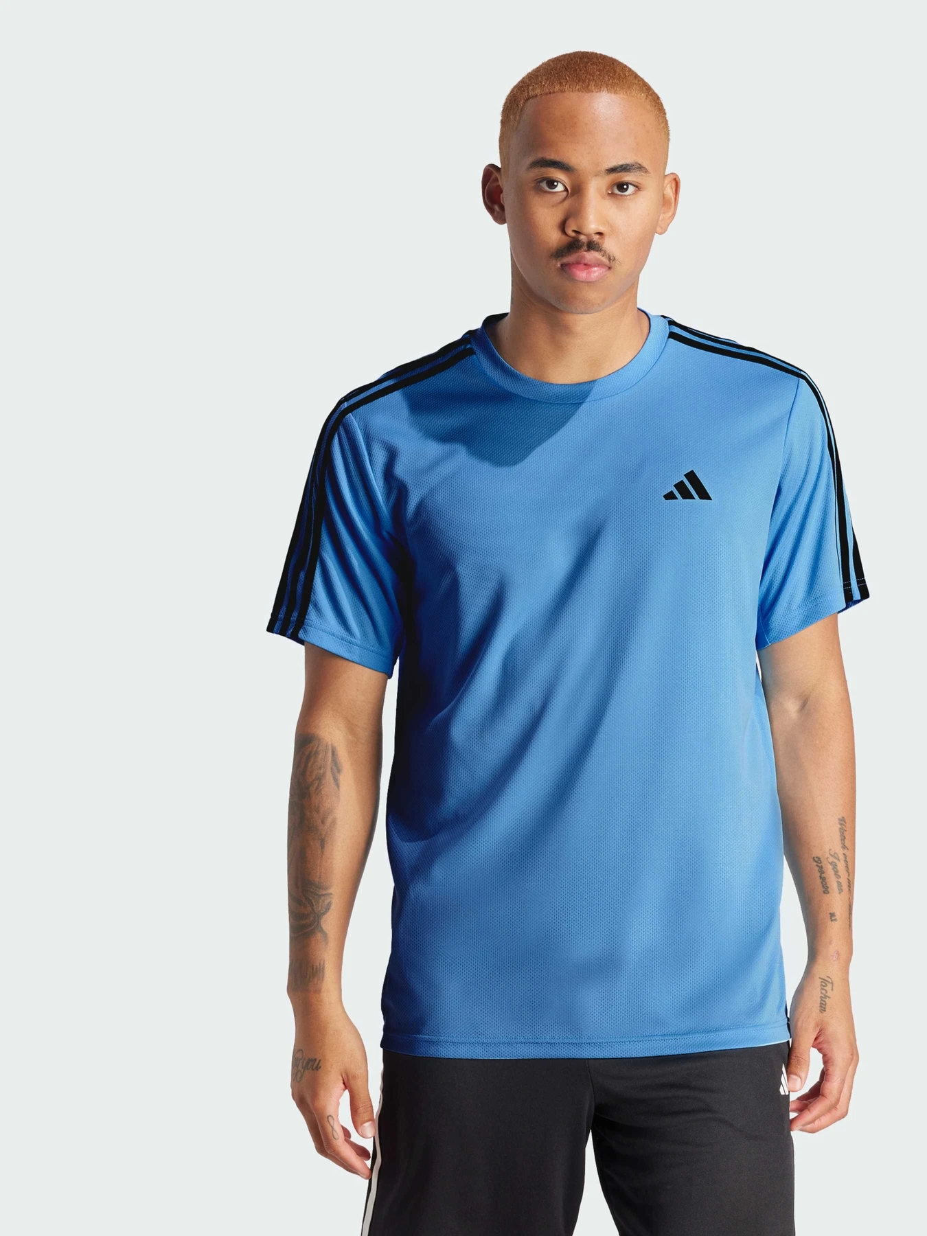 Футболки и поло Adidas модель IT5407 Футболки и поло Adidas модель IT5407 Фото
