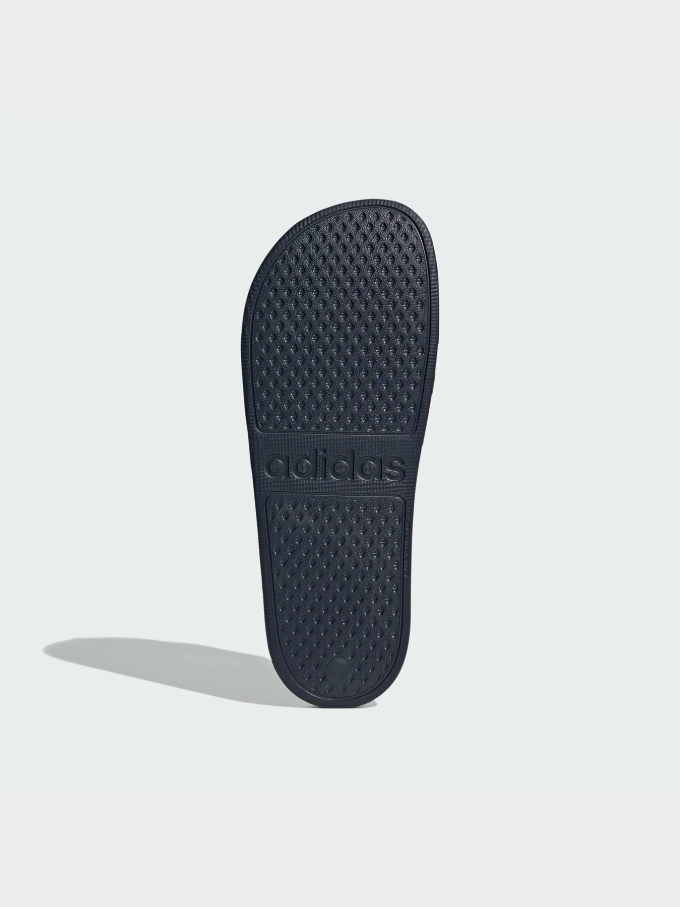 Шлёпанцы Adidas Adilette модель IE8915 Шлёпанцы Adidas Adilette модель IE8915 Фото