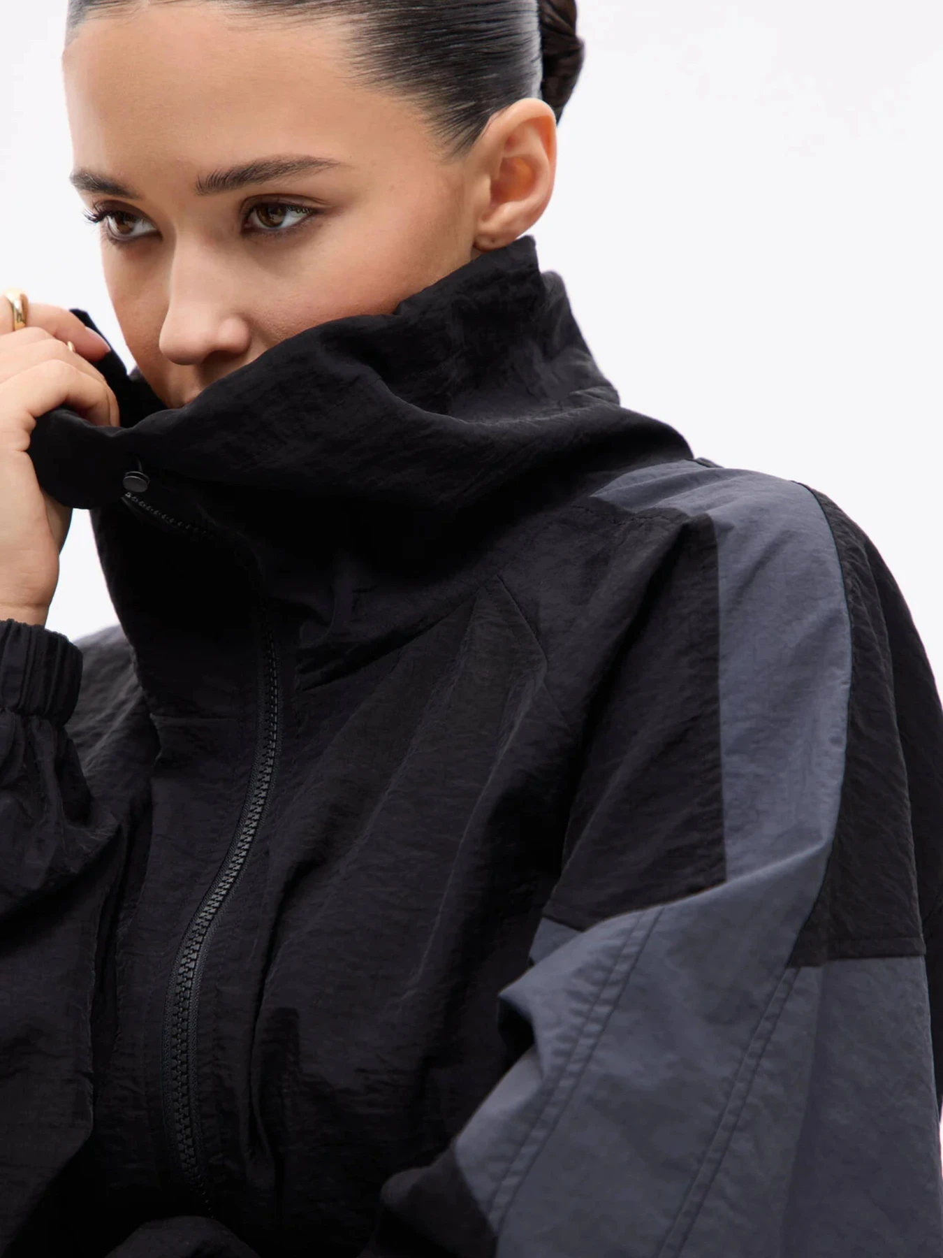 Куртки та дублянки OFC модель JK-PLS-BLACK-ML1650 Фото