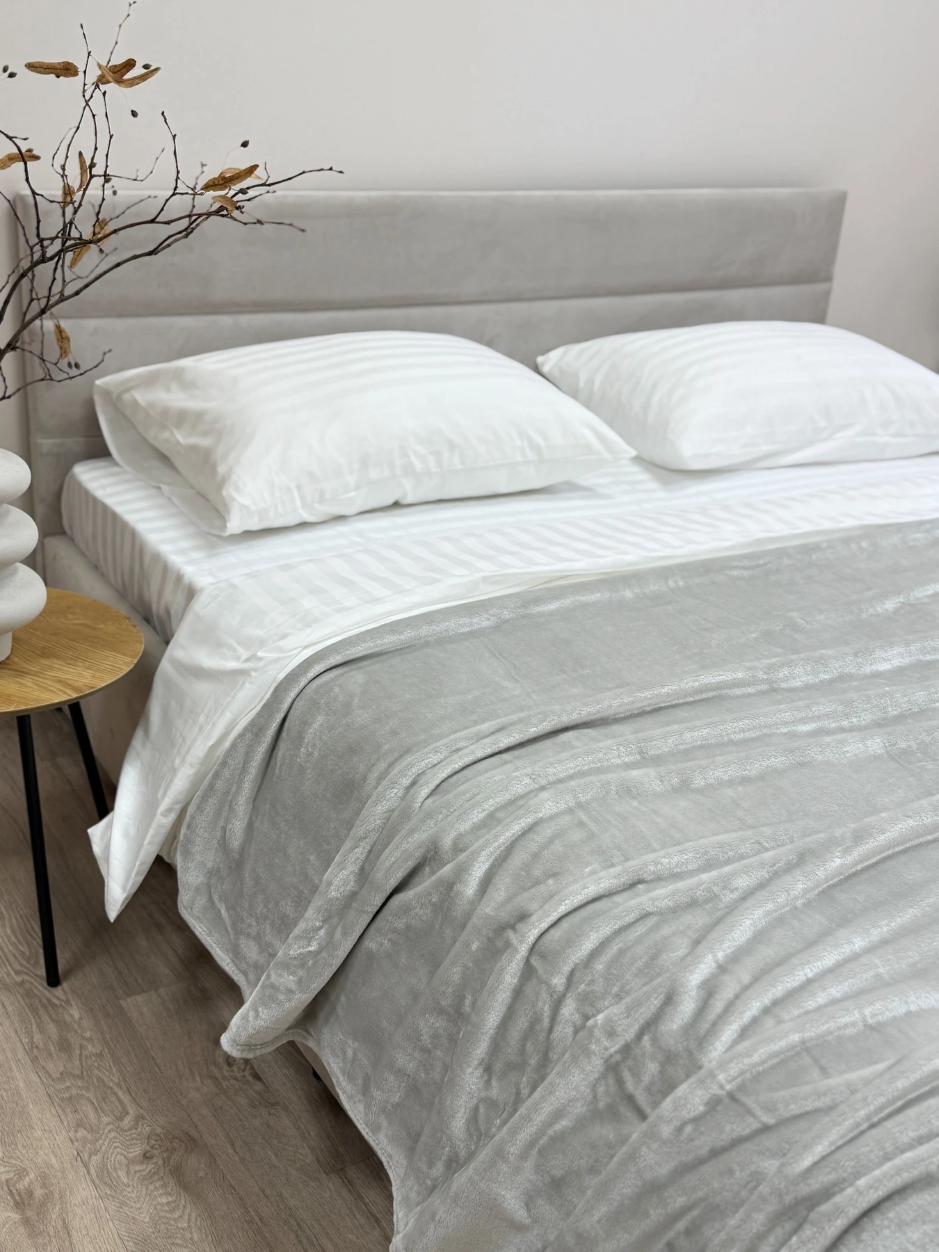 Покривало Well Soft світло-сірого кольору Cool Grey Ecotton модель 24920 Покривало Well Soft світло-сірого кольору Cool Grey Ecotton модель 24920 Фото