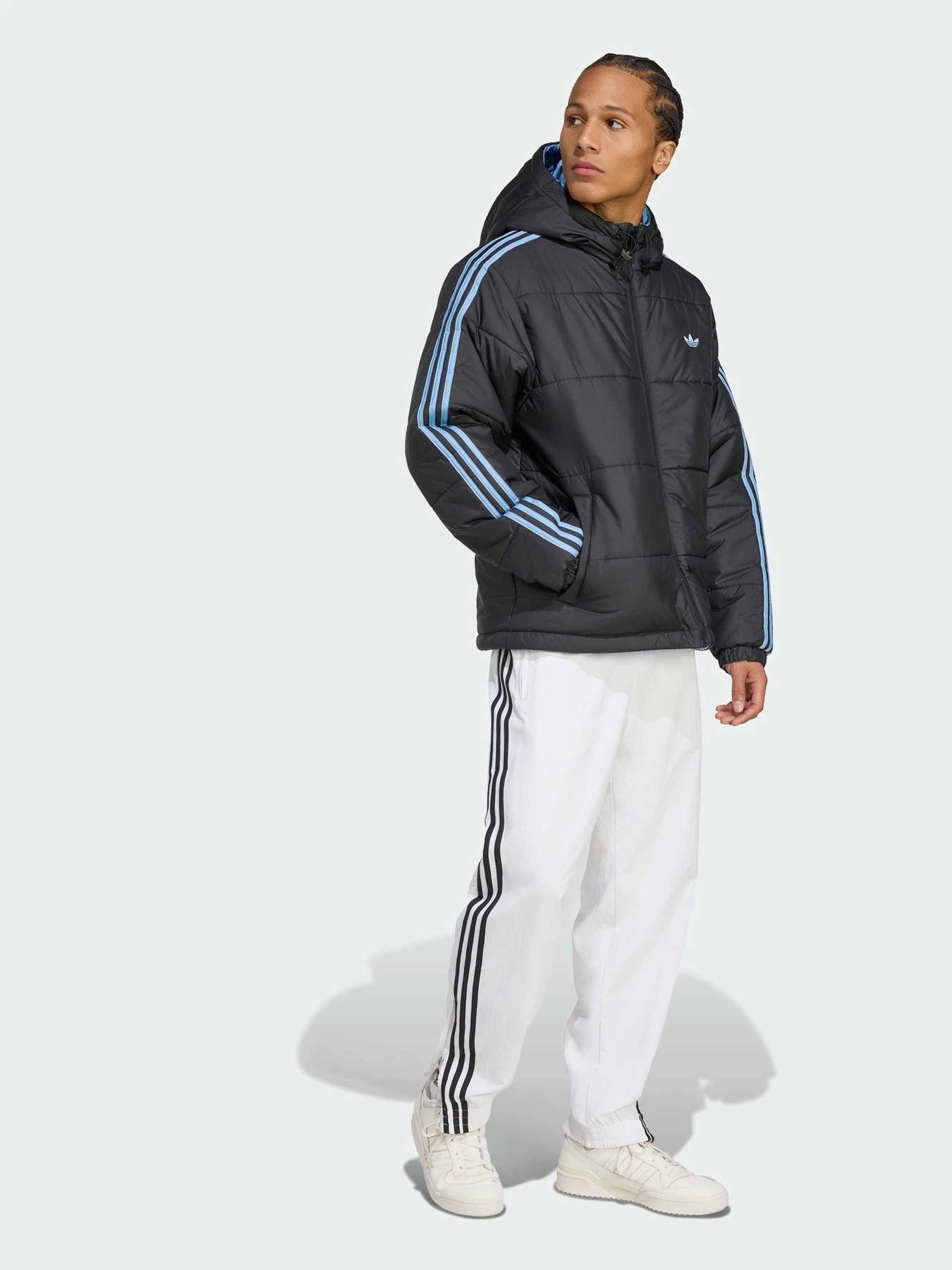 Куртки и дубленки Adidas Adicolor модель JW5846 Куртки и дубленки Adidas Adicolor модель JW5846 Фото
