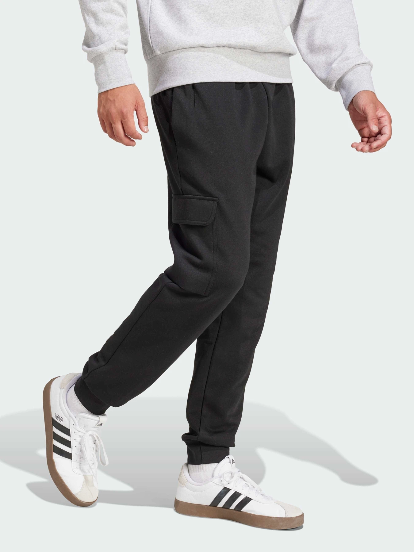 Брюки Adidas модель JE3820 Брюки Adidas модель JE3820 Фото