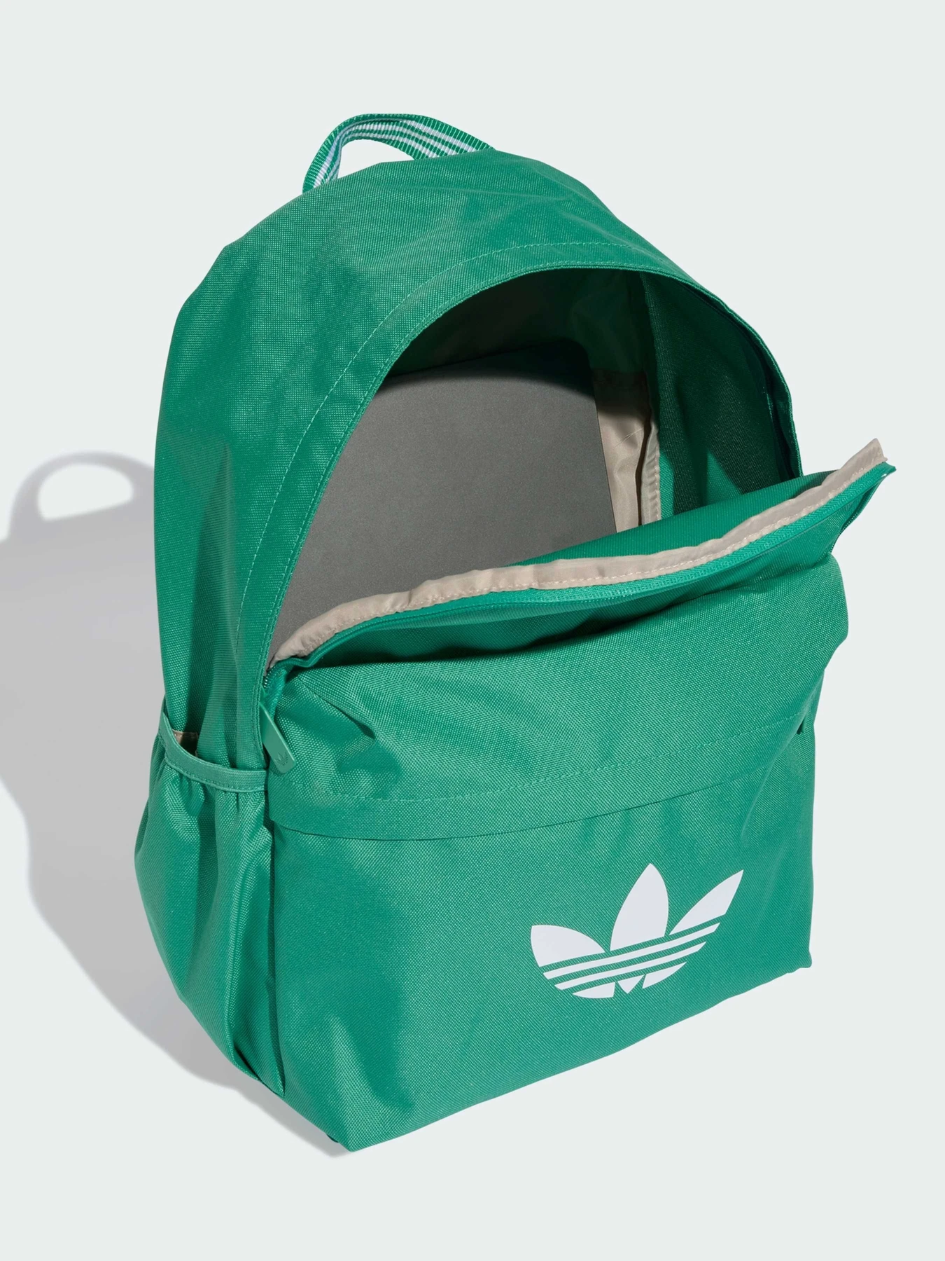 Рюкзаки Adidas Adicolor модель JX0211 Рюкзаки Adidas Adicolor модель JX0211 Фото